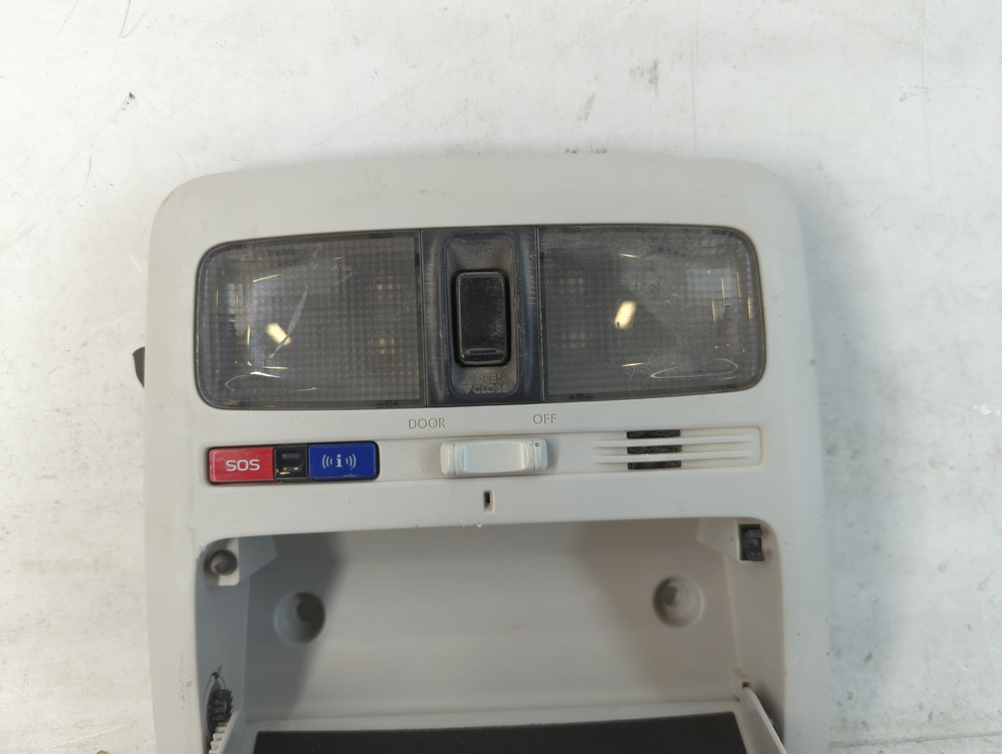 2017 Subaru Forester Overhead Roof Console - Oemusedautoparts1.com