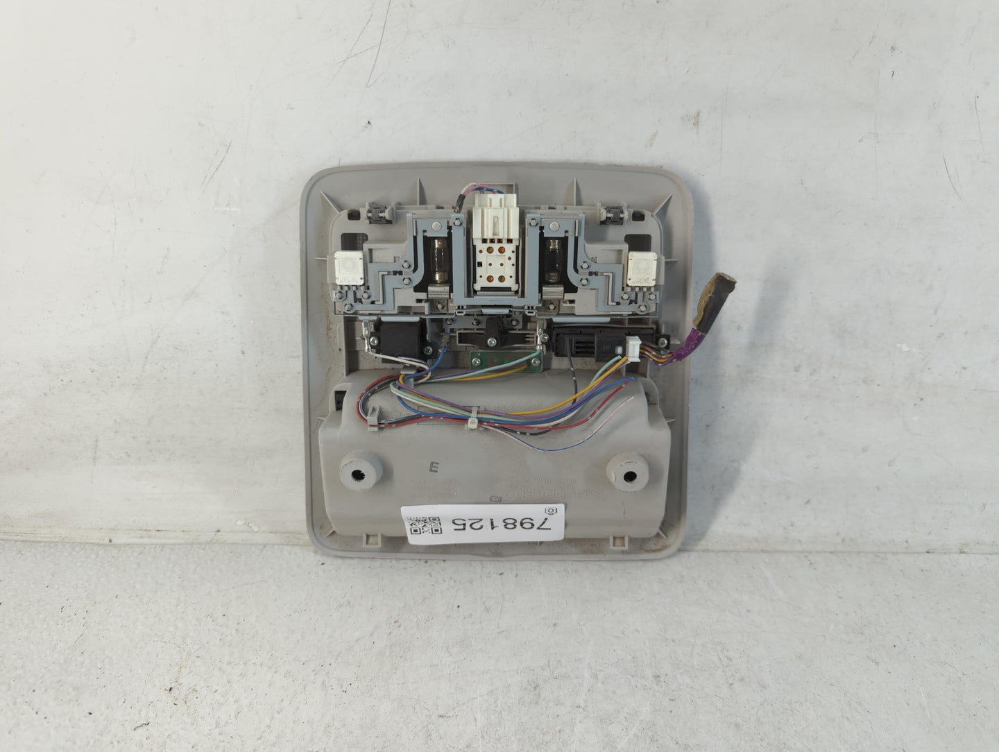 2017 Subaru Forester Overhead Roof Console - Oemusedautoparts1.com