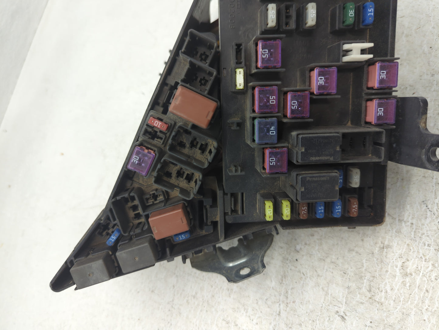2017-2018 Subaru Forester Fusebox Fuse Box Panel Relay Module P/N:MB503607B Fits Fits 2017 2018 OEM Used Auto Parts - Oemuse