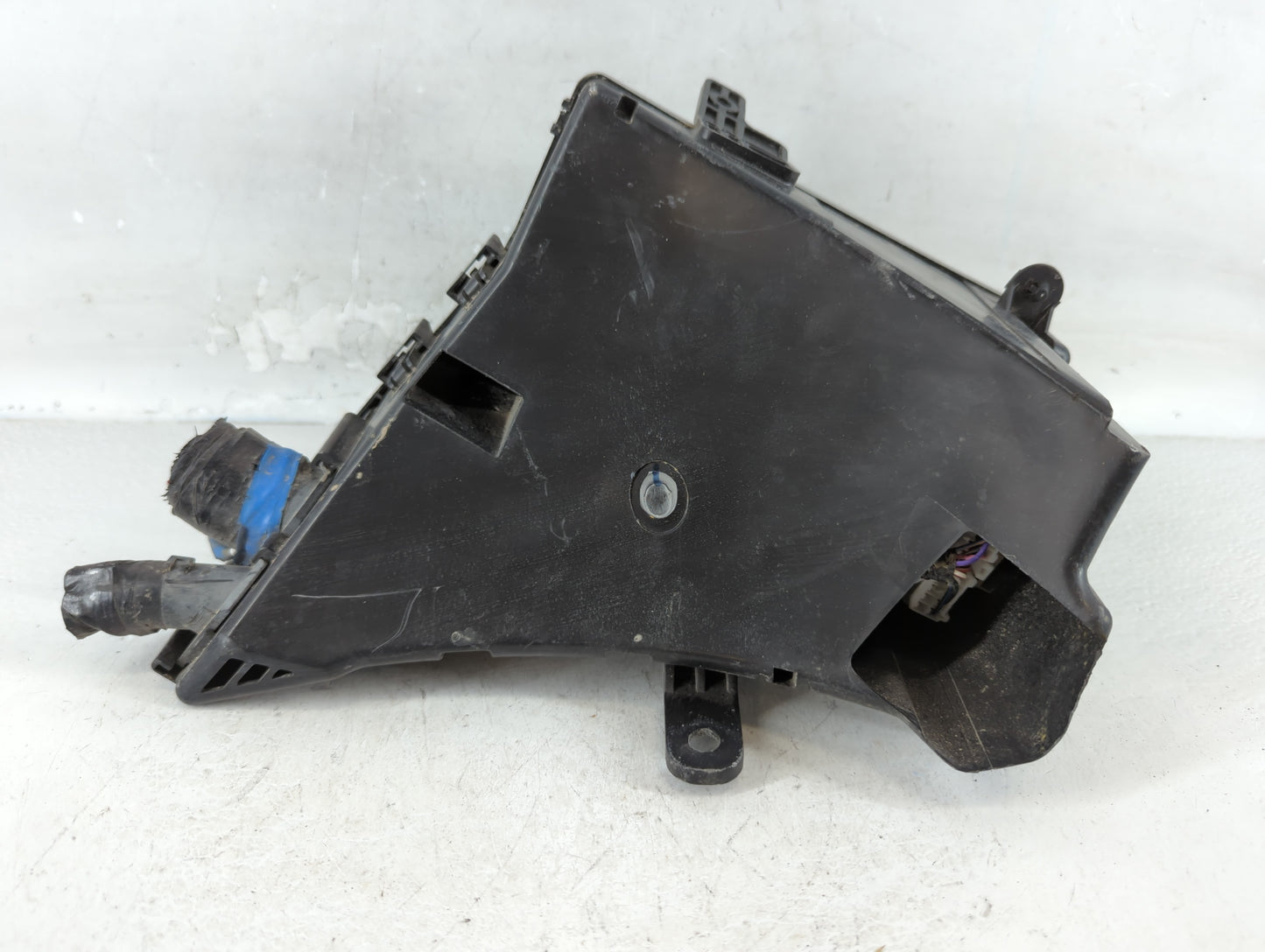 2016-2018 Subaru Forester Fusebox Fuse Box Panel Relay Module P/N:MB100200B Fits Fits 2016 2017 2018 OEM Used Auto Parts - O