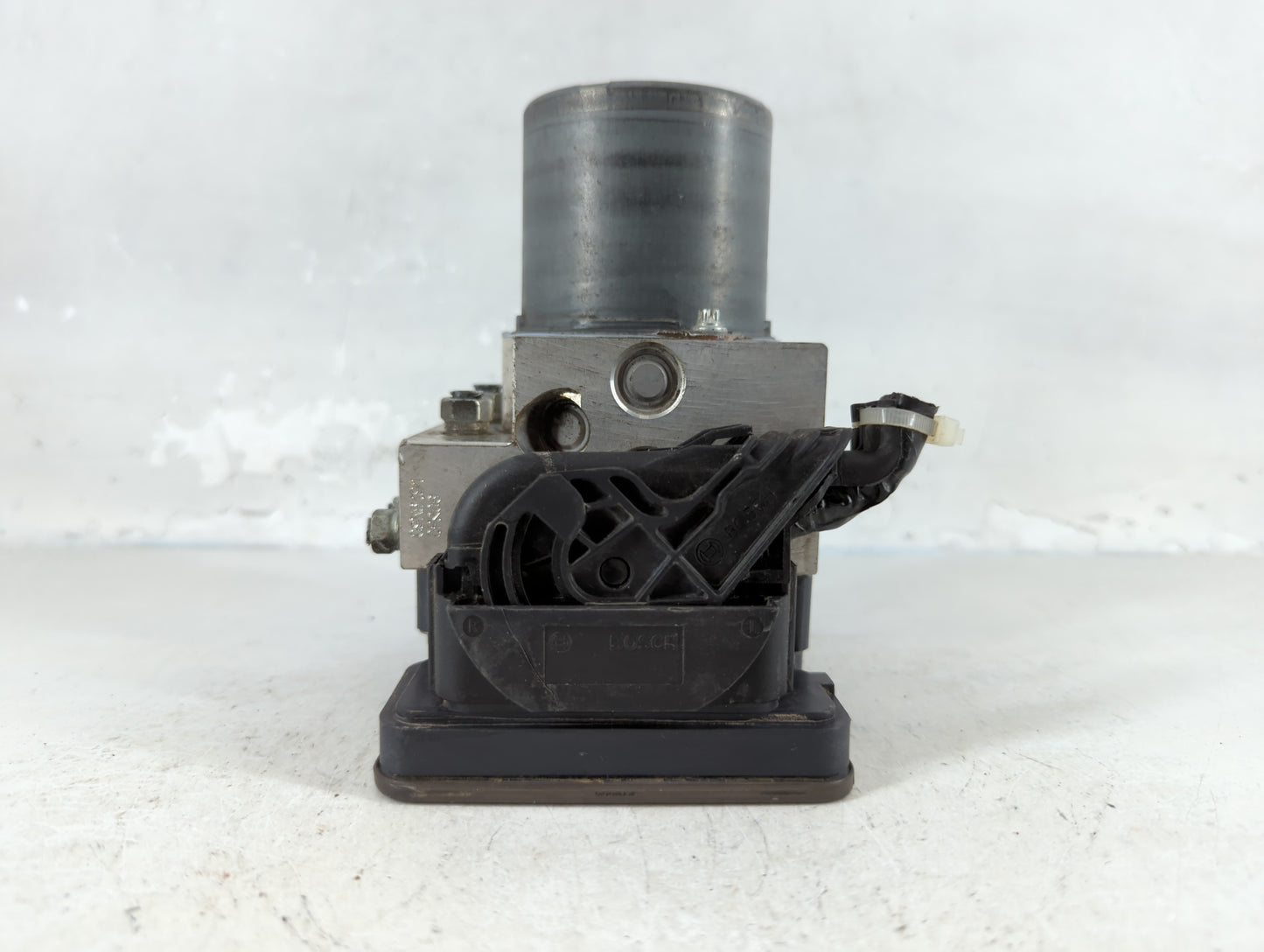 2017 Subaru Forester ABS Pump Control Module Replacement P/N:27536SG250 Fits OEM Used Auto Parts - Oemusedautoparts1.com