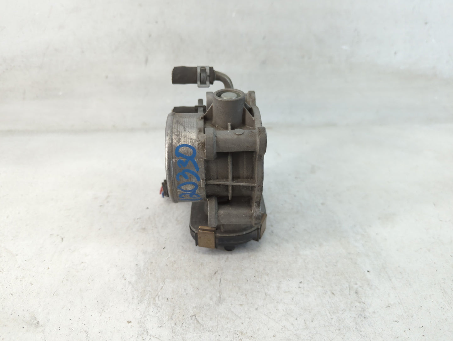 2014-2018 Subaru Forester Throttle Body Fits Fits 2014 2015 2016 2017 2018 2019 2020 2021 OEM Used Auto Parts - Oemusedautop
