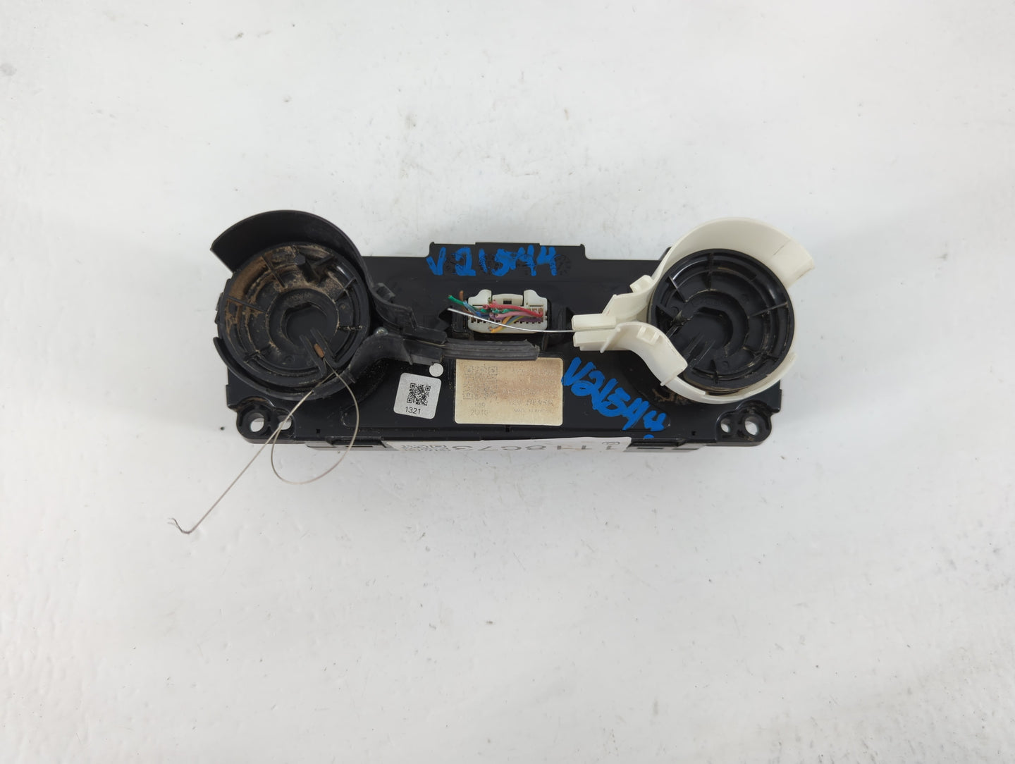 2017-2018 Subaru Impreza Climate Control Module Temperature AC/Heater Replacement Fits Fits 2017 2018 OEM Used Auto Parts - 