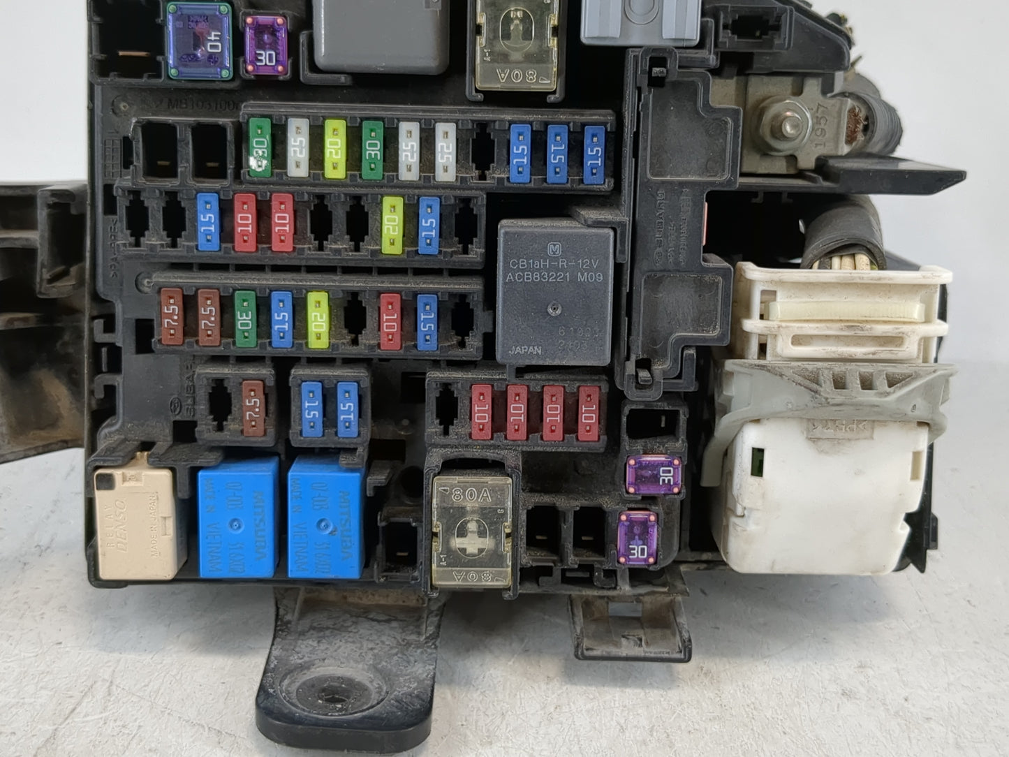 2017-2022 Subaru Impreza Fusebox Fuse Box Panel Relay Module P/N:MB504101B Fits Fits 2017 2018 2019 2020 2021 2022 OEM Used 