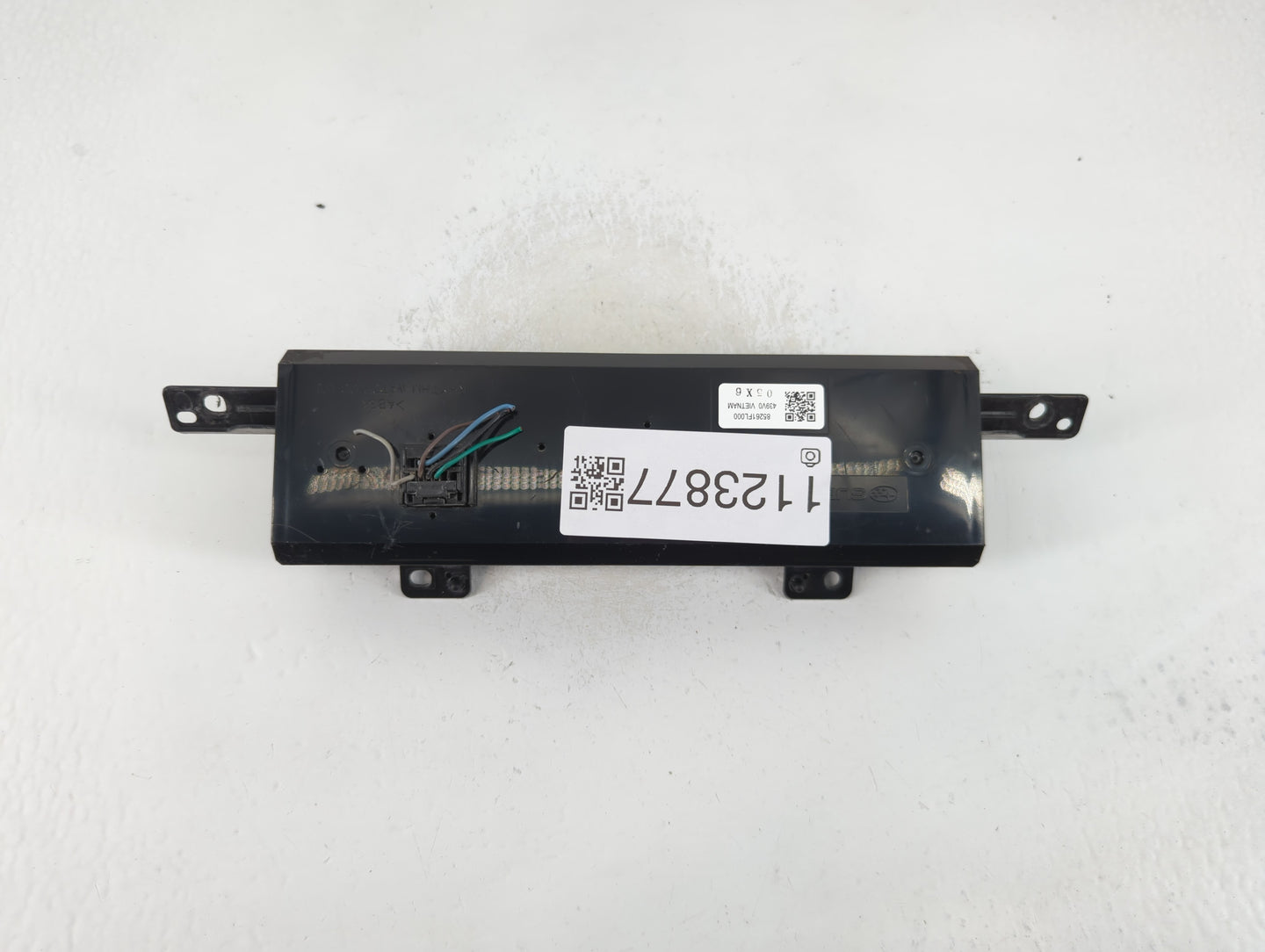 2017-2018 Subaru Impreza Information Display Screen - Oemusedautoparts1.com