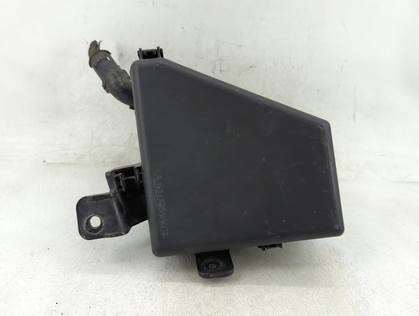 2017-2022 Subaru Impreza Fusebox Fuse Box Panel Relay Module P/N:MB504101B Fits Fits 2017 2018 2019 2020 2021 2022 OEM Used 