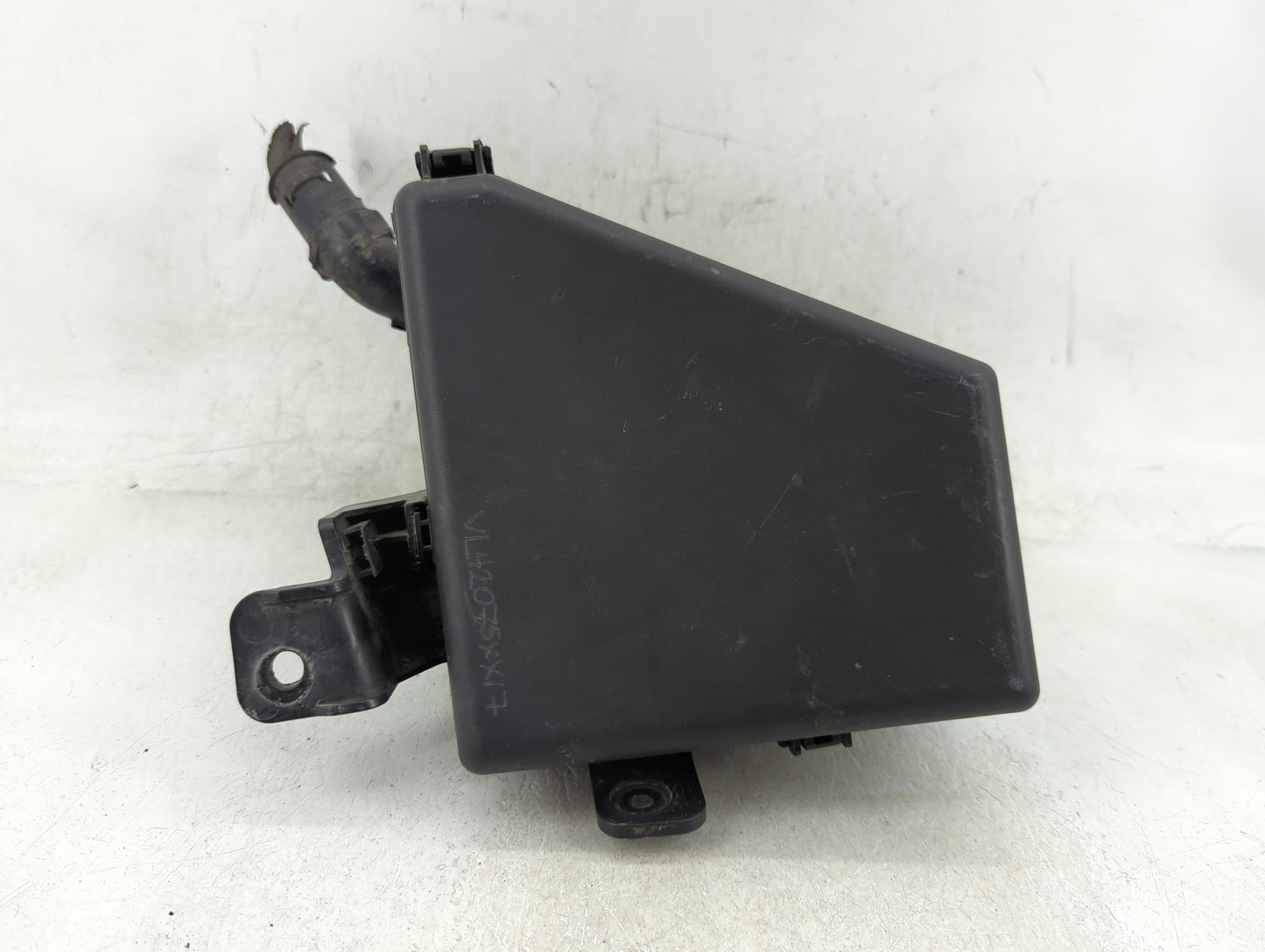 2017-2022 Subaru Impreza Fusebox Fuse Box Panel Relay Module P/N:MB504101B Fits Fits 2017 2018 2019 2020 2021 2022 OEM Used 