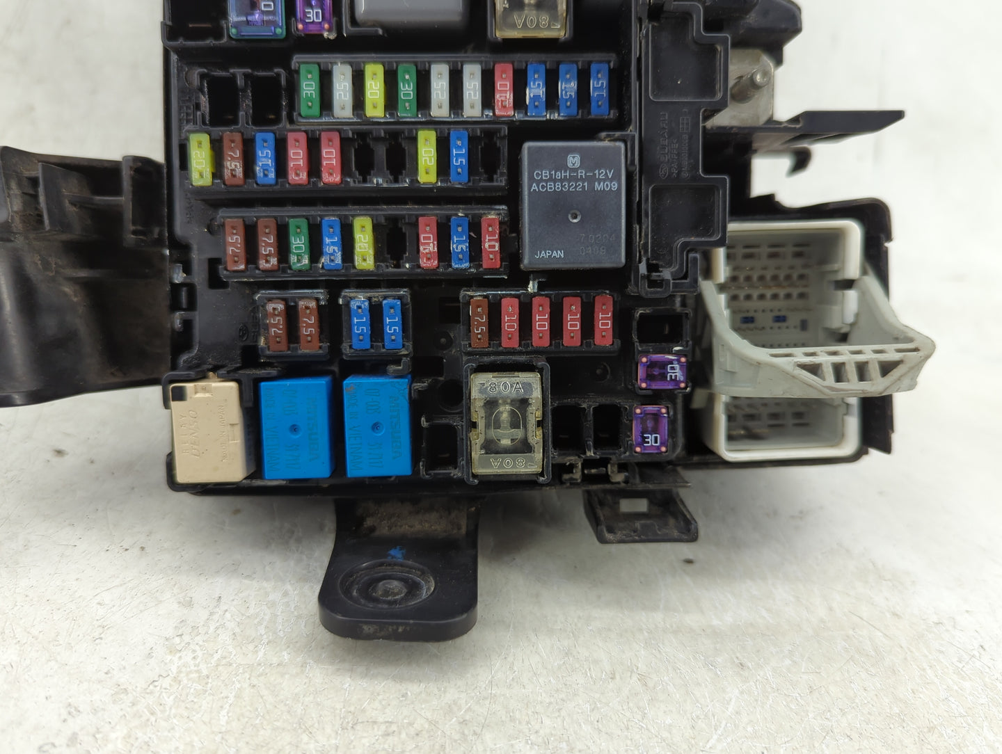 2017-2022 Subaru Impreza Fusebox Fuse Box Panel Relay Module P/N:MB504101B Fits Fits 2017 2018 2019 2020 2021 2022 OEM Used 