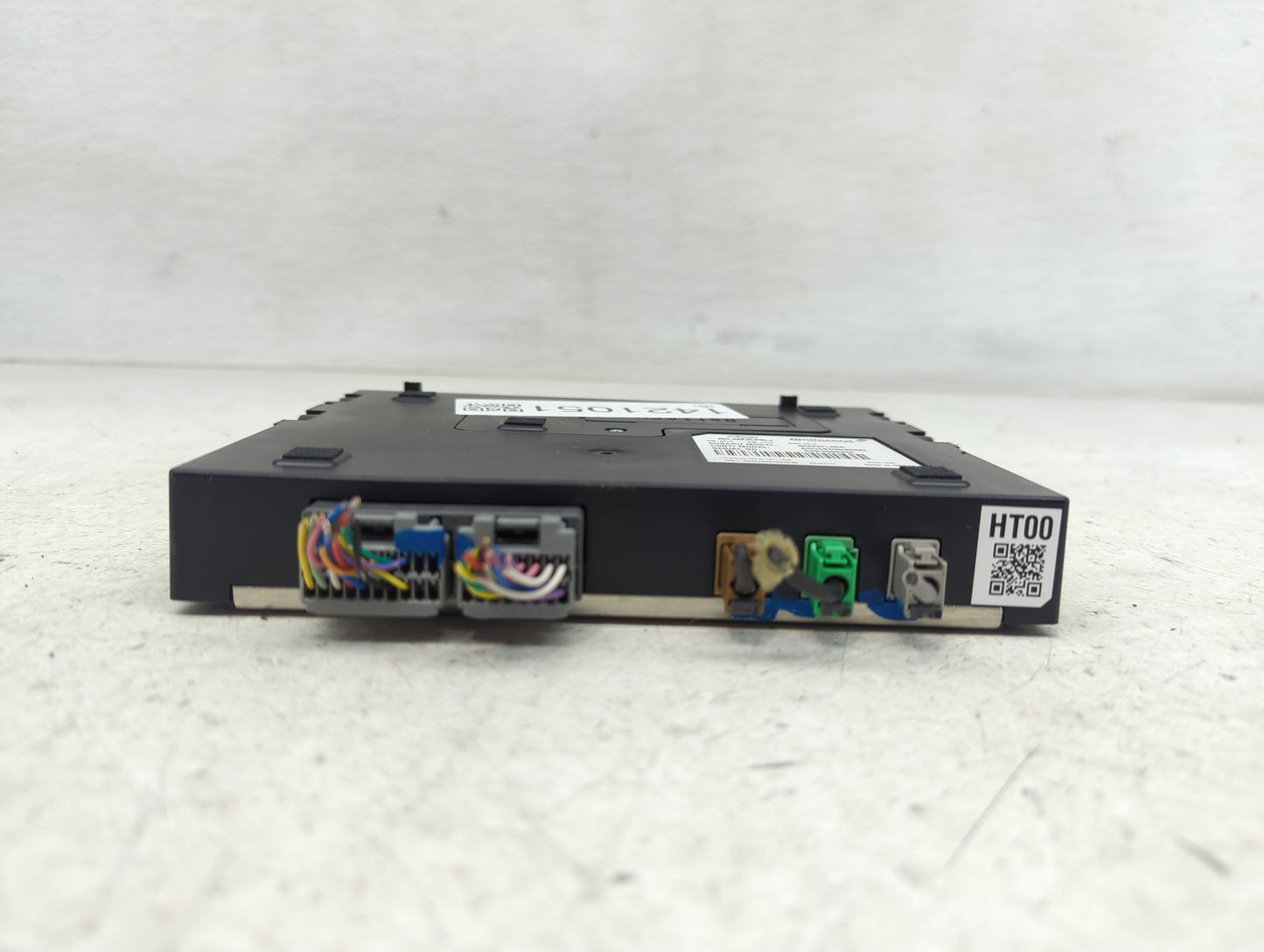 2017-2018 Subaru Impreza Radio AM FM Cd Player Receiver Replacement P/N:86222FL00A Fits Fits 2017 2018 OEM Used Auto Parts -
