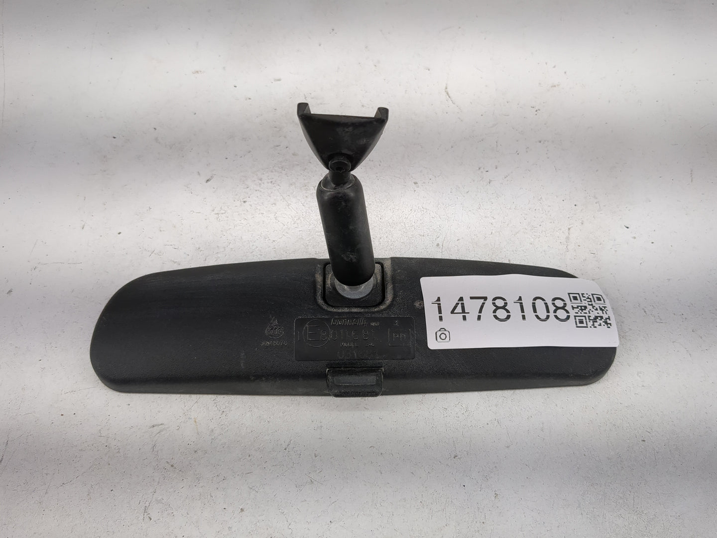 2017-2022 Subaru Impreza Interior Rear View Mirror Replacement OEM P/N:E8011681 MODEL 244 Fits OEM Used Auto Parts - Oemused