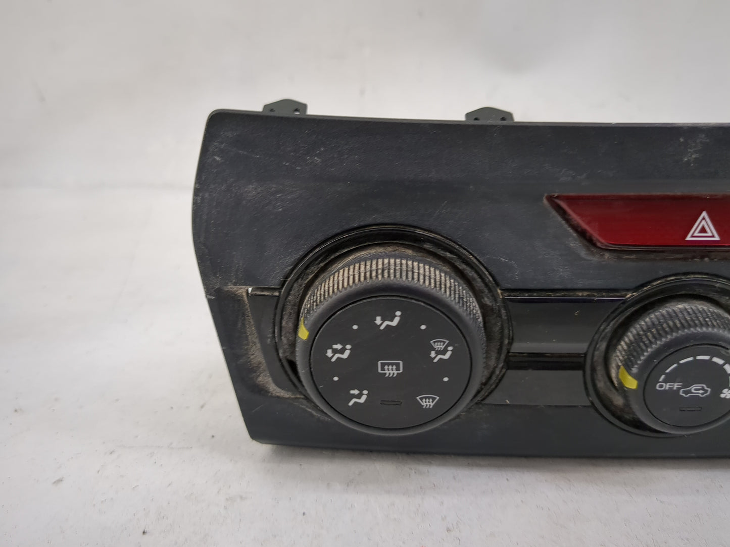 2017 Subaru Impreza Climate Control Module Temperature AC/Heater Replacement P/N:AA018763-1321 Fits OEM Used Auto Parts - Oe