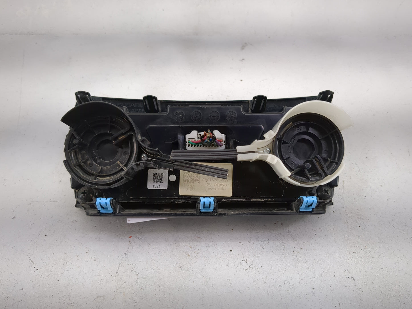 2017 Subaru Impreza Climate Control Module Temperature AC/Heater Replacement P/N:AA018763-1321 Fits OEM Used Auto Parts - Oe