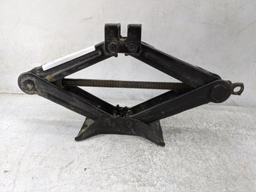 2017 Subaru Impreza Spare Scissor Car Jack - Oemusedautoparts1.com