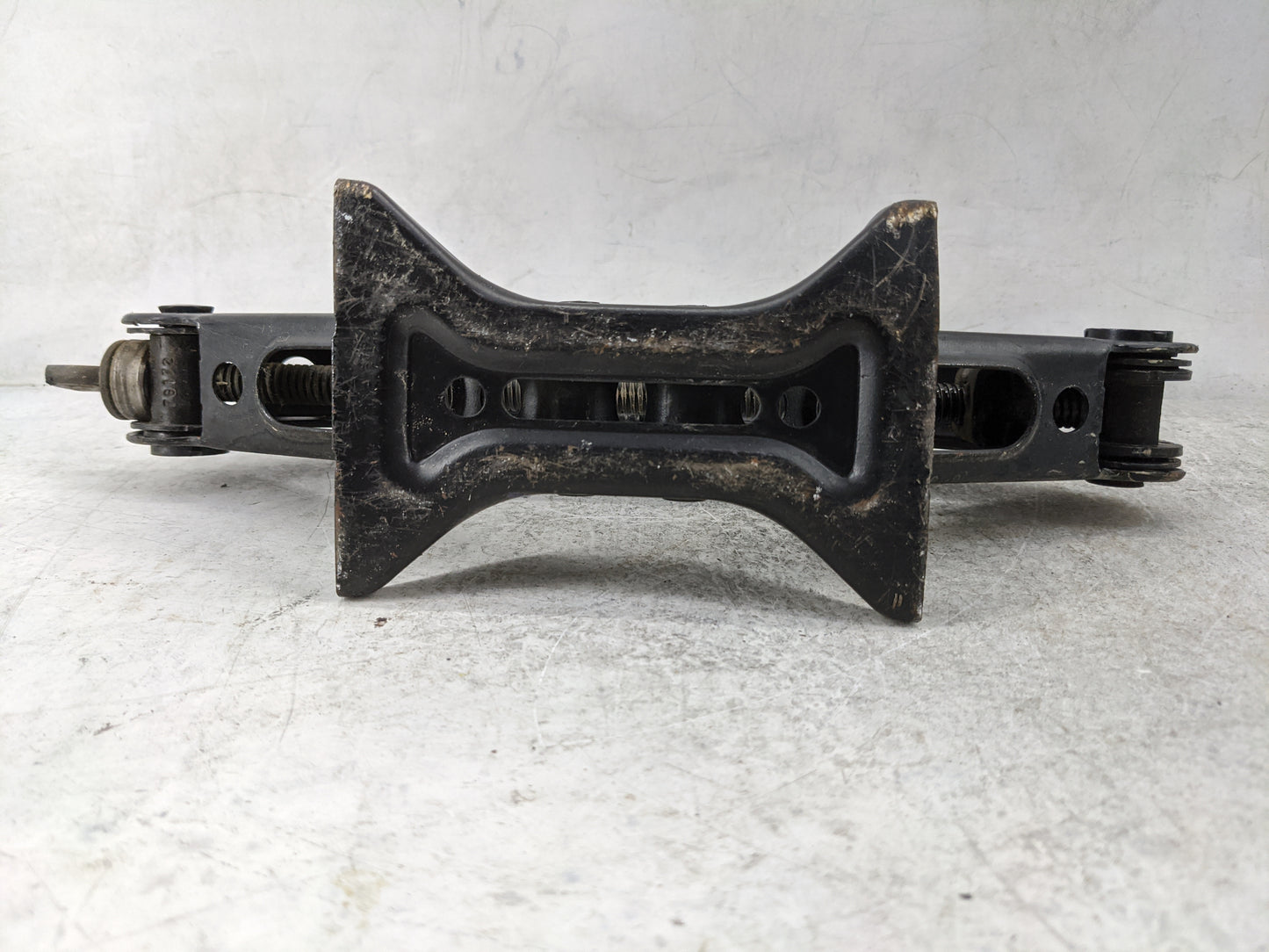 2017 Subaru Impreza Spare Scissor Car Jack - Oemusedautoparts1.com