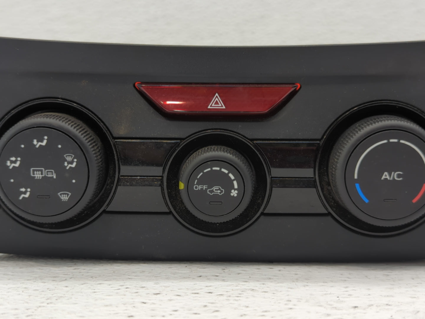 2017-2022 Subaru Impreza Climate Control Module Temperature AC/Heater Replacement P/N:72311FL51A 72311FL50A Fits OEM Used Au