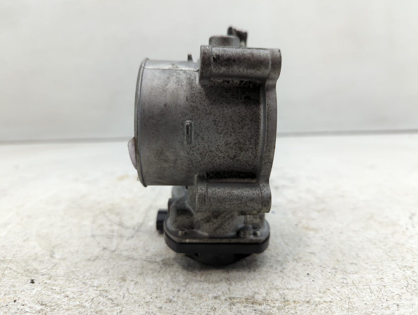 2017-2022 Subaru Impreza Throttle Body P/N:16112AA470 Fits Fits 2017 2018 2019 2020 2021 2022 OEM Used Auto Parts - Oemuseda
