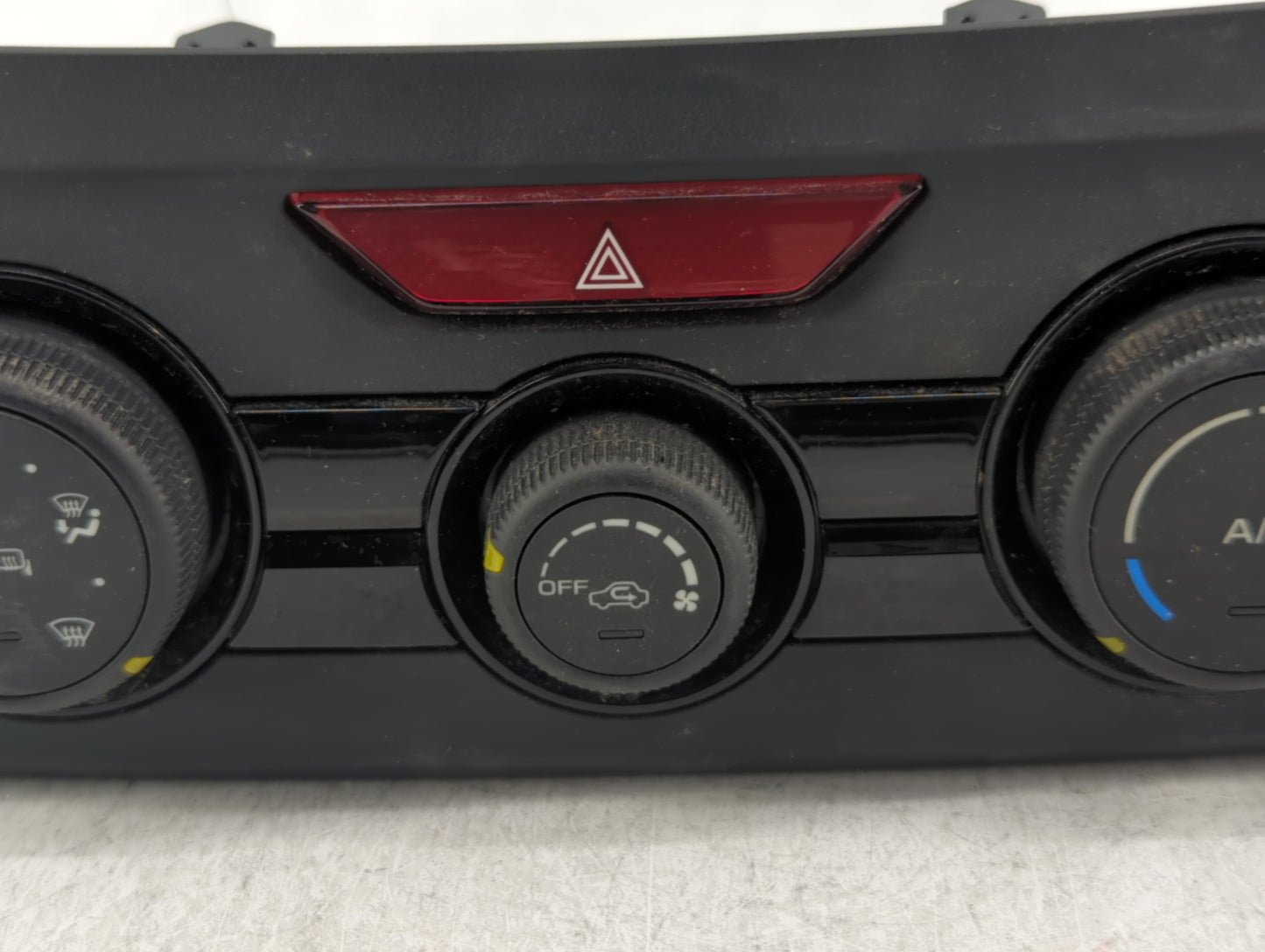 2017-2022 Subaru Impreza Climate Control Module Temperature AC/Heater Replacement P/N:72311FL51A AA016783-1341 Fits OEM Used