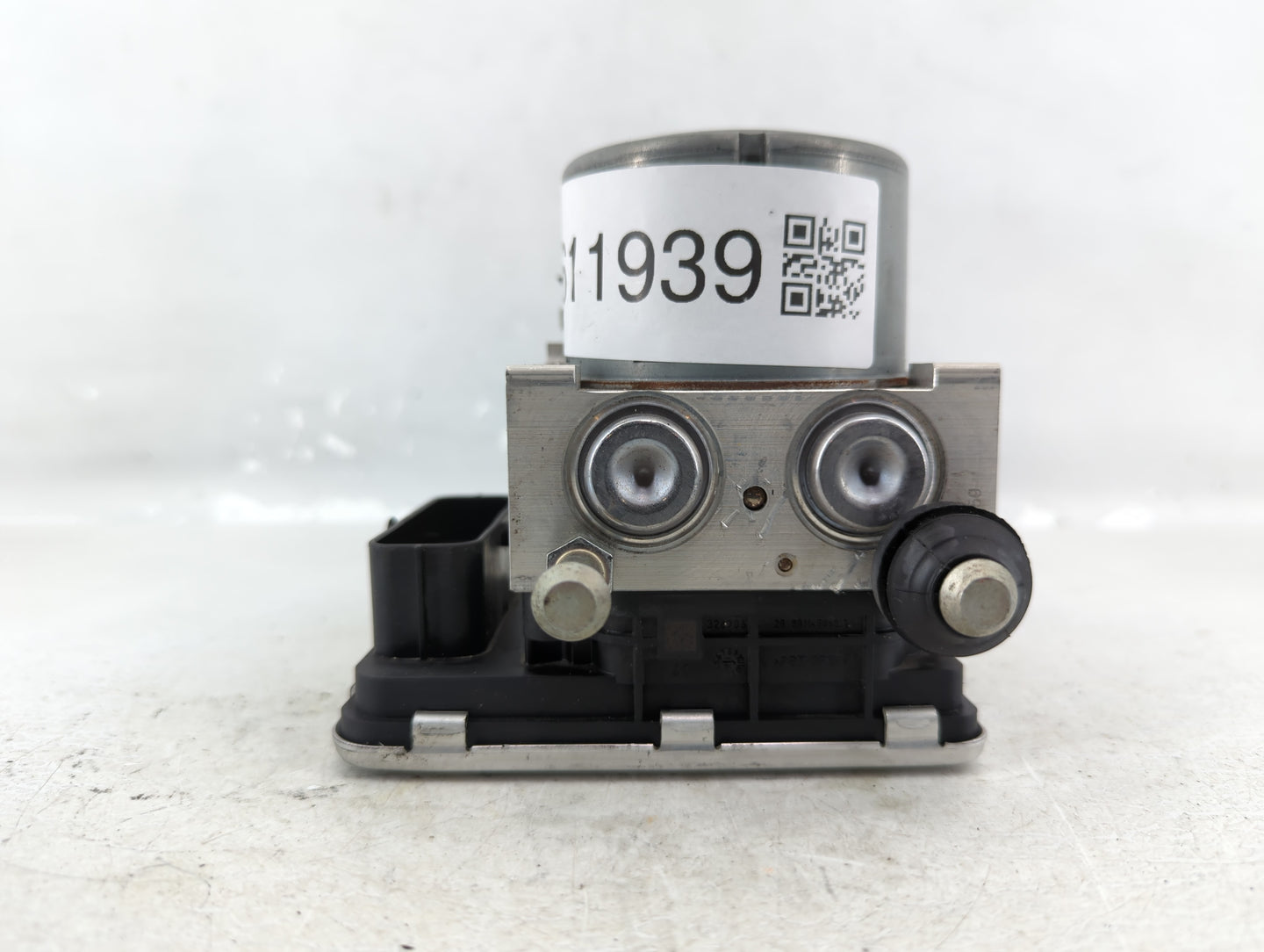 2017-2021 Subaru Impreza ABS Pump Control Module Replacement P/N:27536FL01A Fits Fits 2017 2018 2019 2020 2021 OEM Used Auto