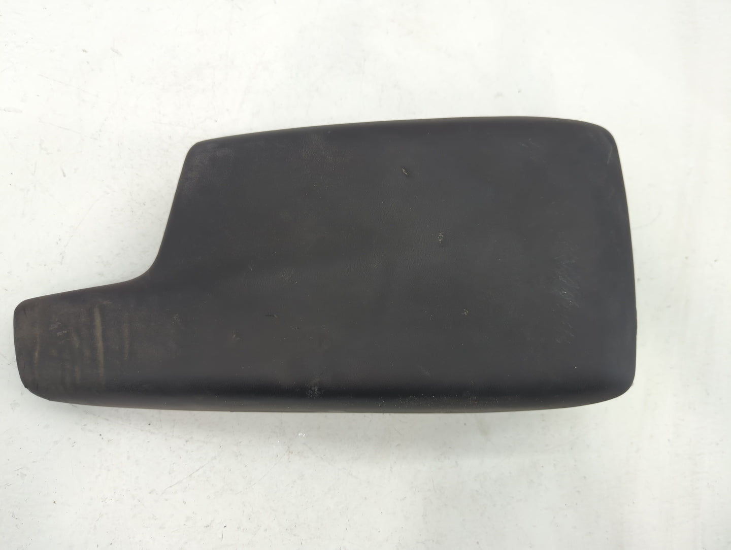 2017-2022 Subaru Impreza Center Console Armrest Cover Lid Black - Oemusedautoparts1.com