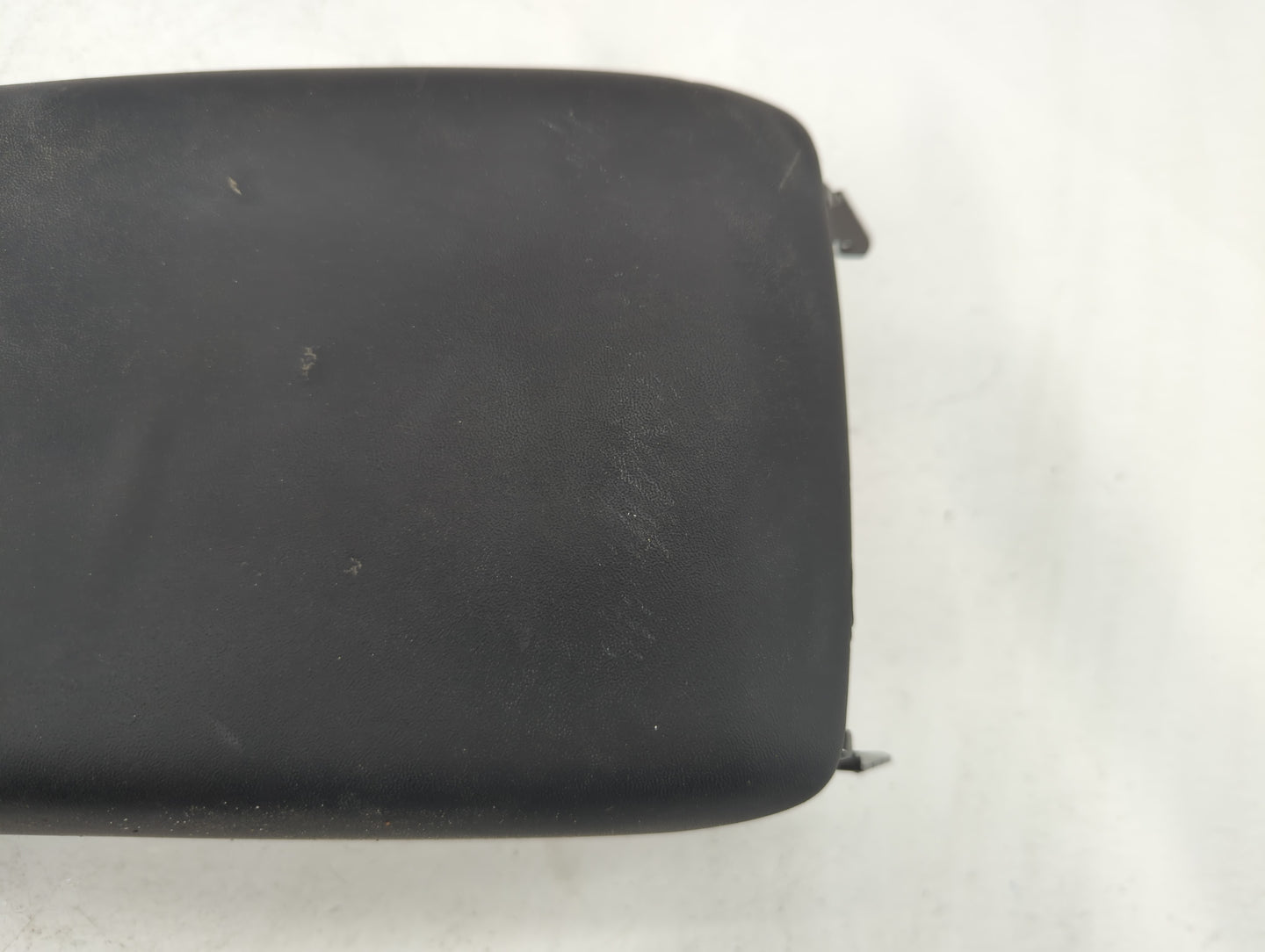 2017-2022 Subaru Impreza Center Console Armrest Cover Lid Black - Oemusedautoparts1.com