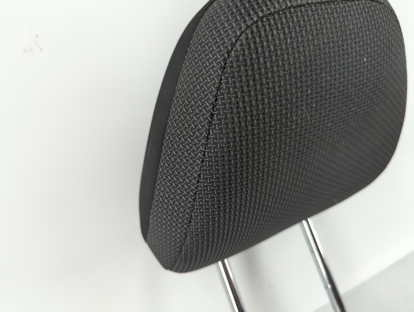 2017 Subaru Impreza Headrest Head Rest Front Driver Passenger Seat Black - Oemusedautoparts1.com