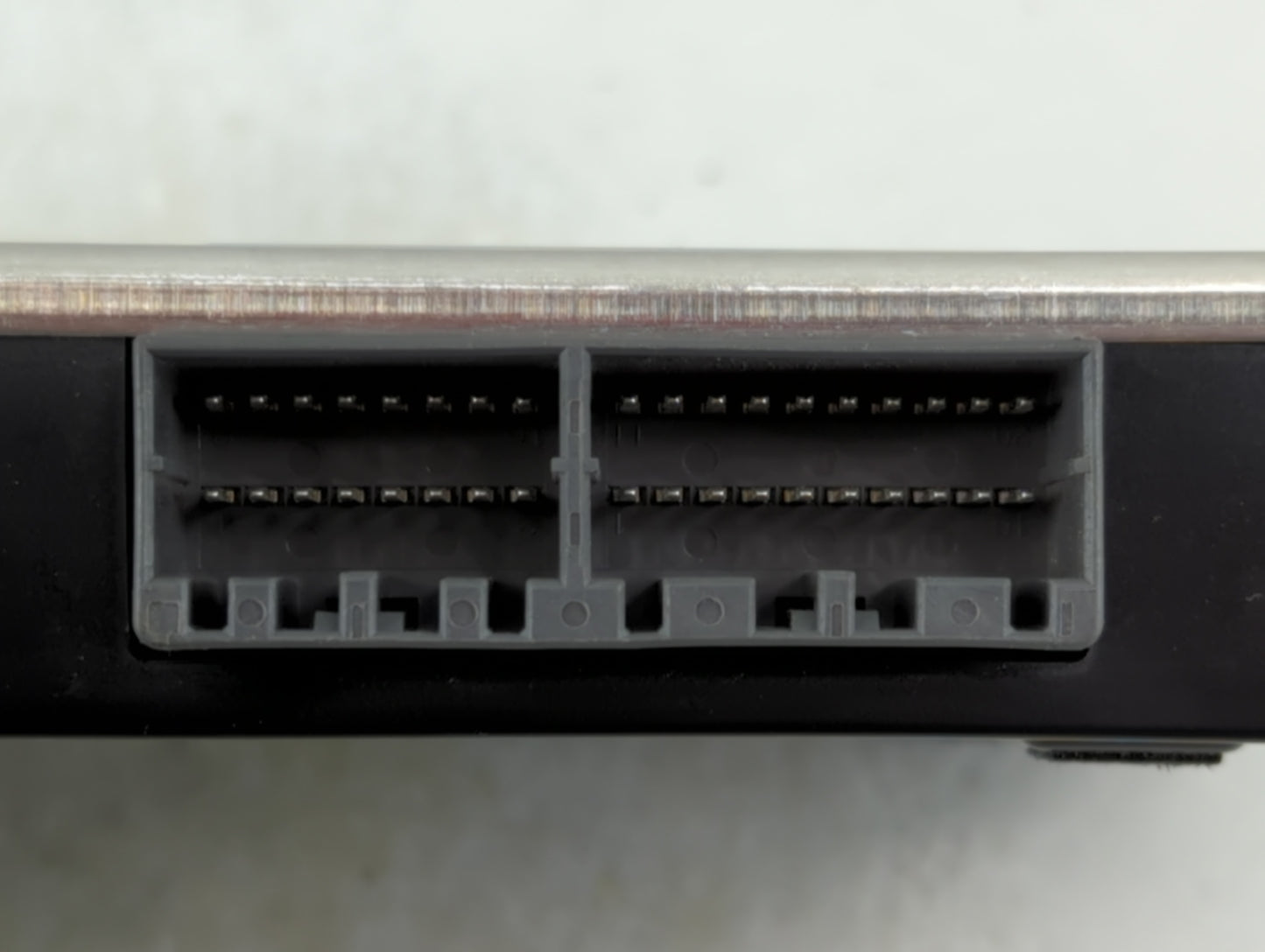 2016-2018 Subaru Legacy Telematics Control Module 86229al00c - Oemusedautoparts1.com