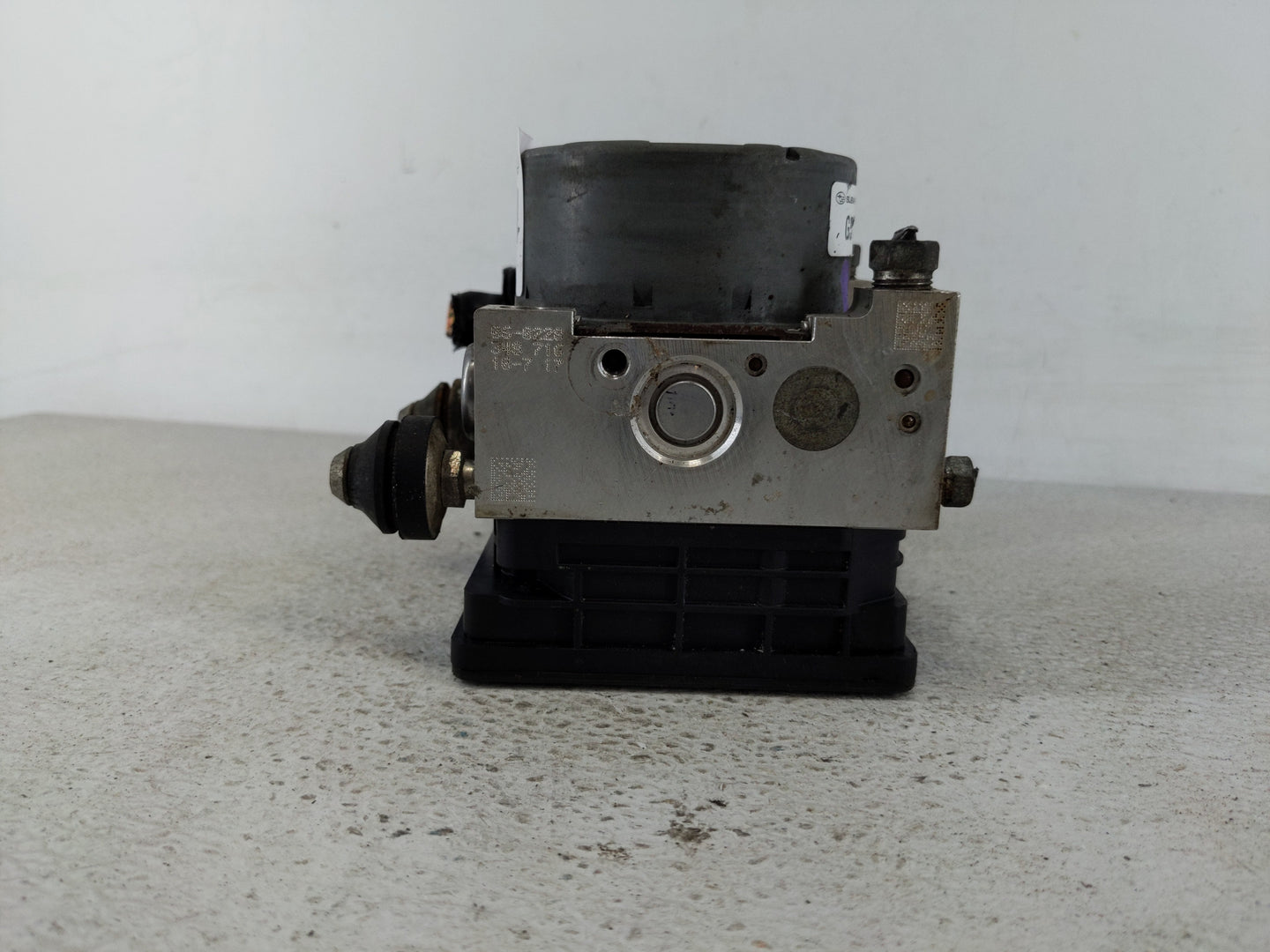 2017 Subaru Legacy ABS Pump Control Module Replacement P/N:27536AL04A Fits OEM Used Auto Parts - Oemusedautoparts1.com