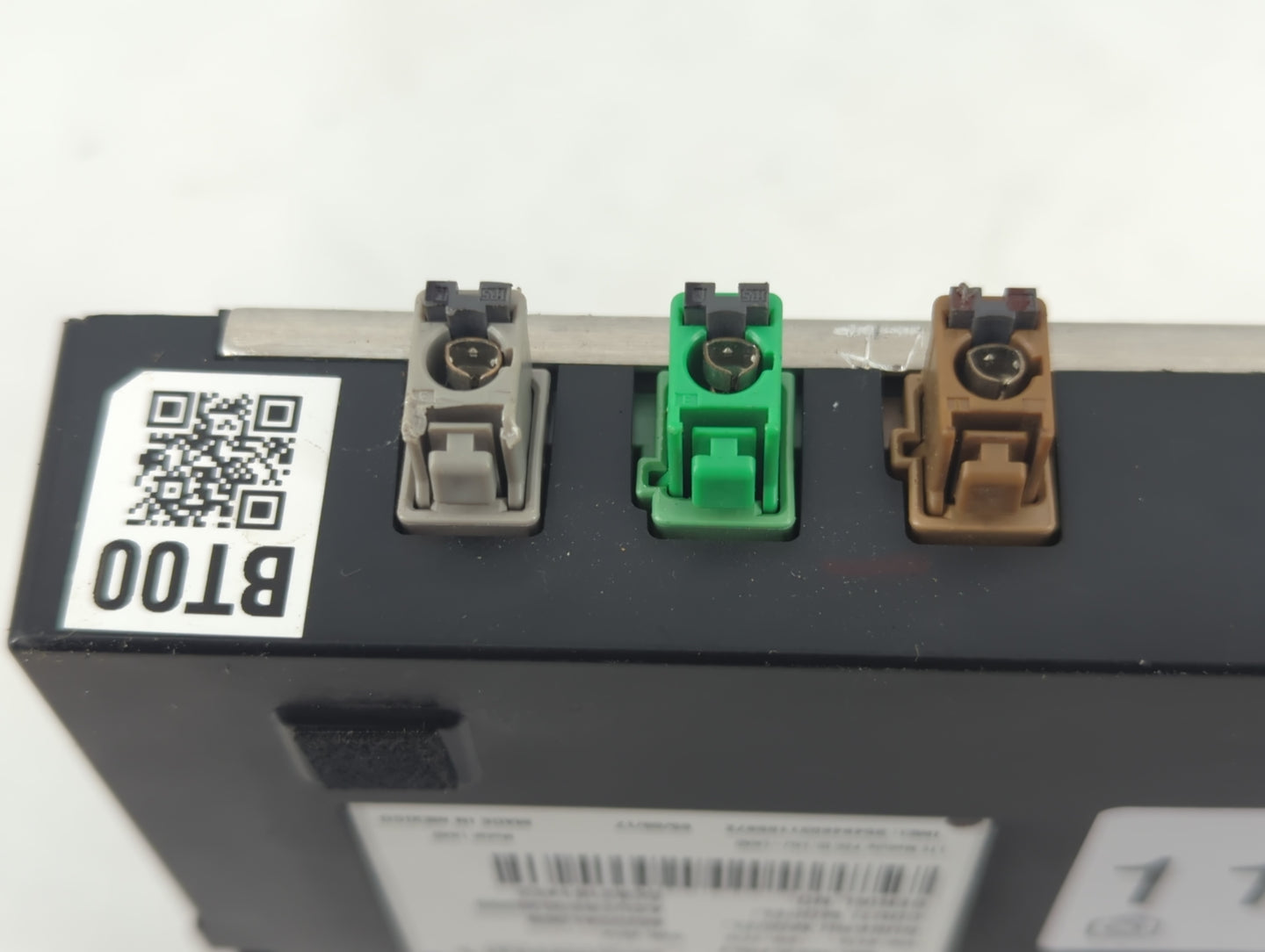 2016-2018 Subaru Legacy Telematics Control Module 86222al00b - Oemusedautoparts1.com