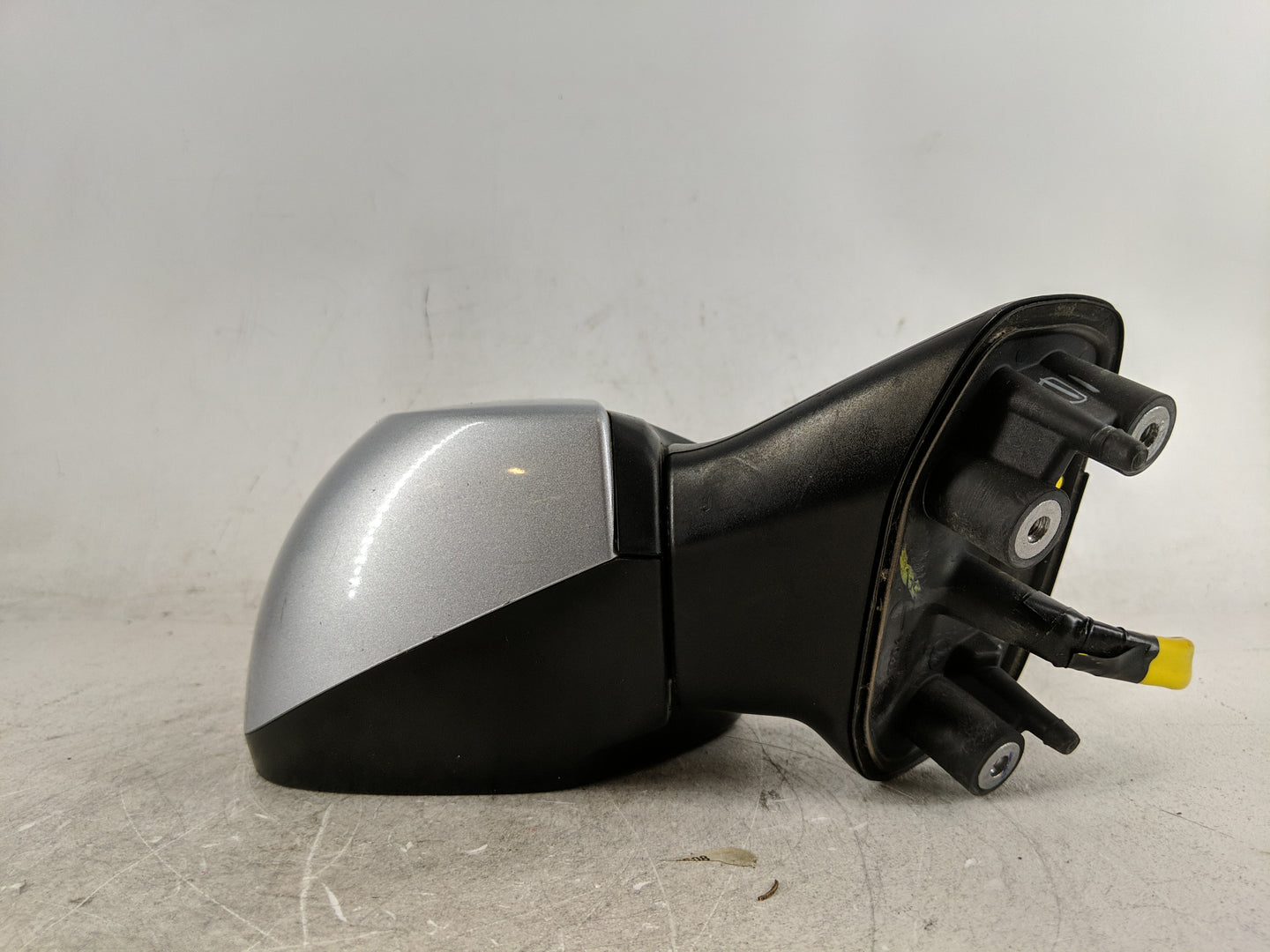 2015-2017 Subaru Legacy Driver Side View Mirror - Left Door Mirror OEM Used - Oemusedautoparts1.com