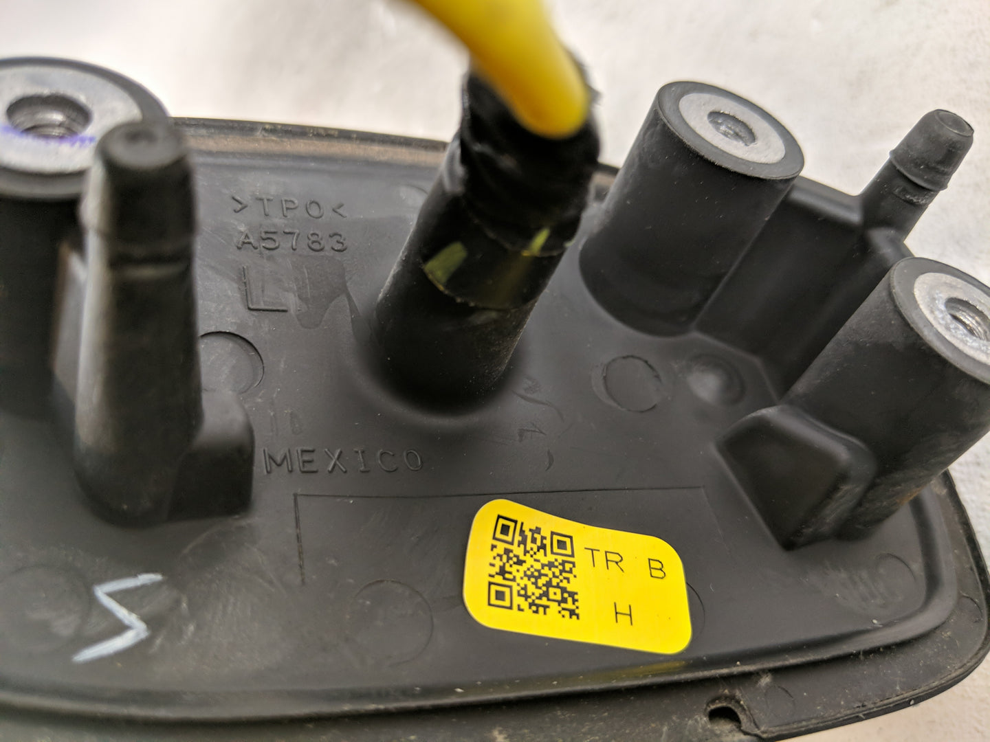 2015-2017 Subaru Legacy Driver Side View Mirror - Left Door Mirror OEM Used - Oemusedautoparts1.com