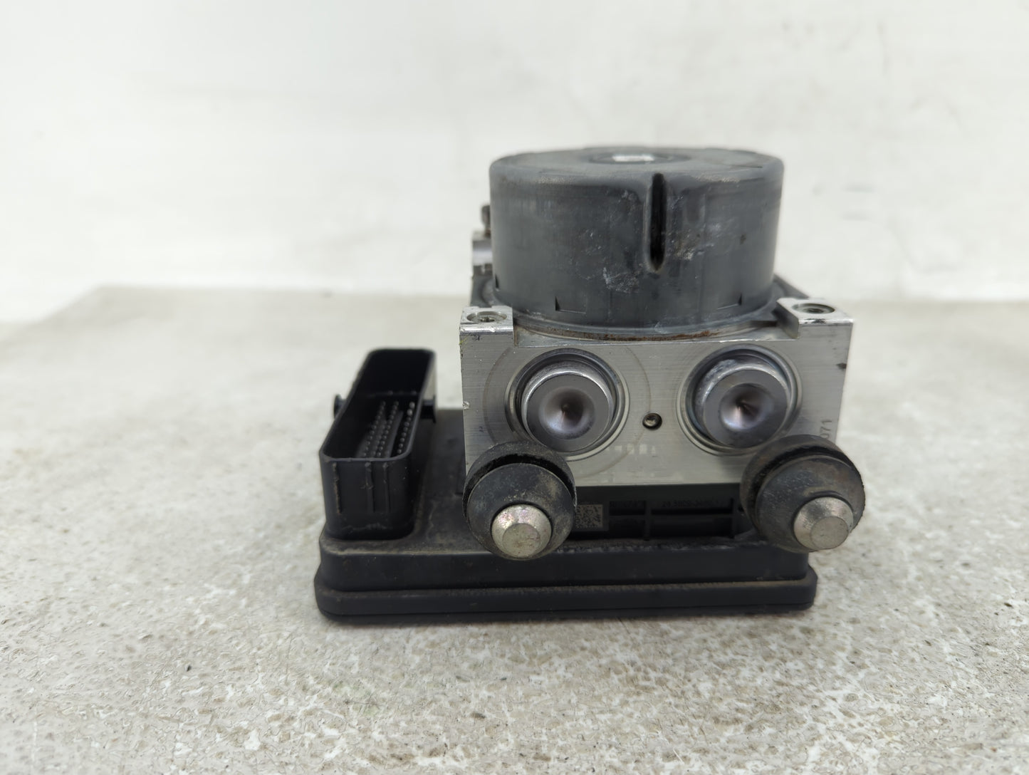 2017 Subaru Legacy ABS Pump Control Module Replacement P/N:27536AL04A Fits OEM Used Auto Parts - Oemusedautoparts1.com