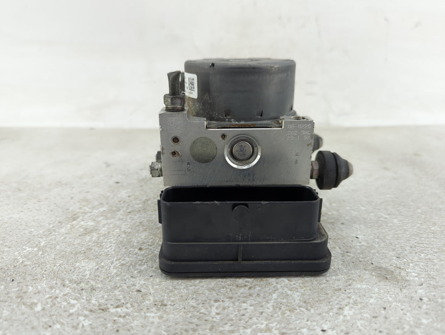 2017 Subaru Legacy ABS Pump Control Module Replacement P/N:27536AL04A Fits OEM Used Auto Parts - Oemusedautoparts1.com