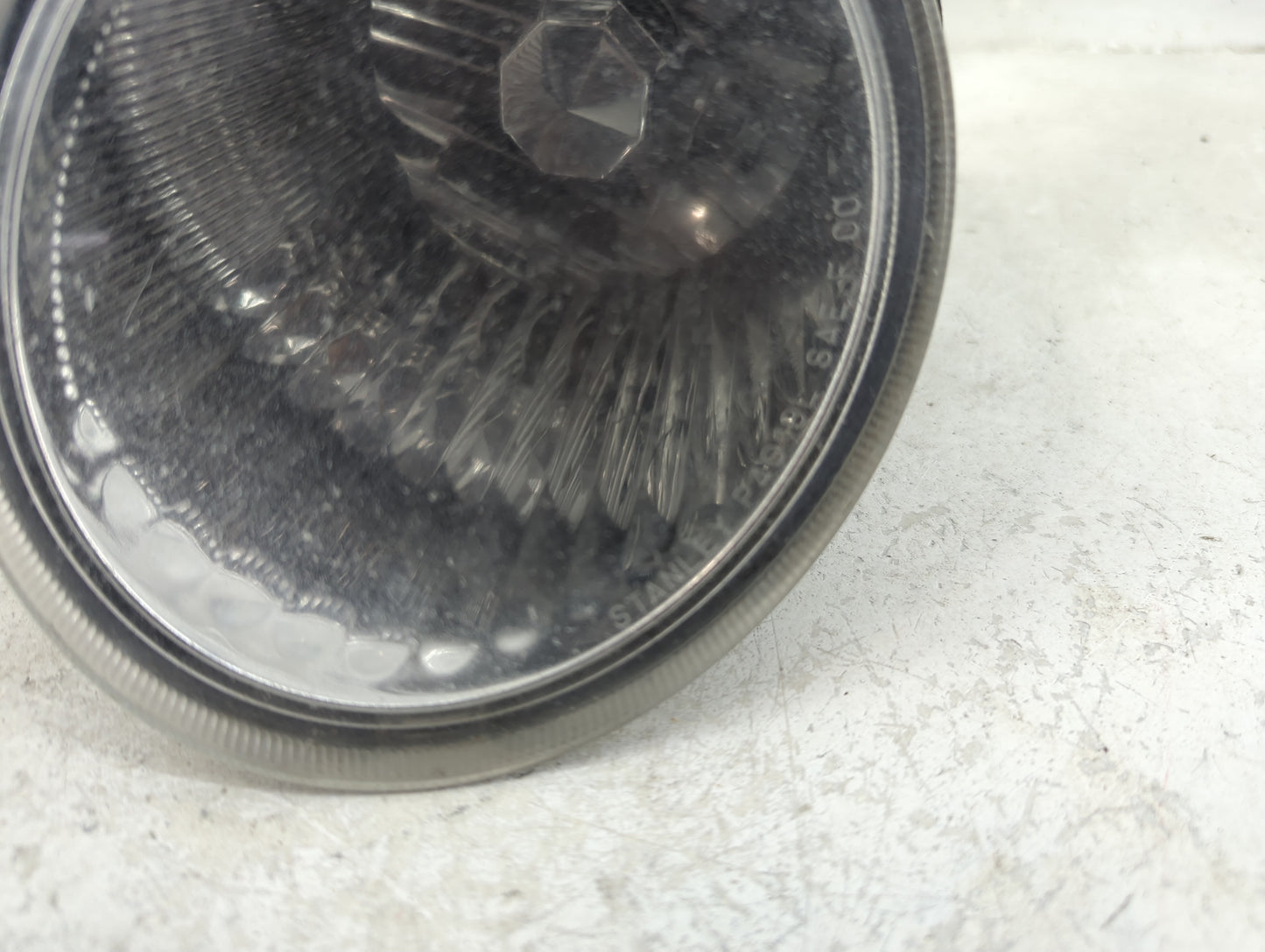 2015-2016 Subaru Legacy Driver Left Oem Fog Light Lamp - Oemusedautoparts1.com