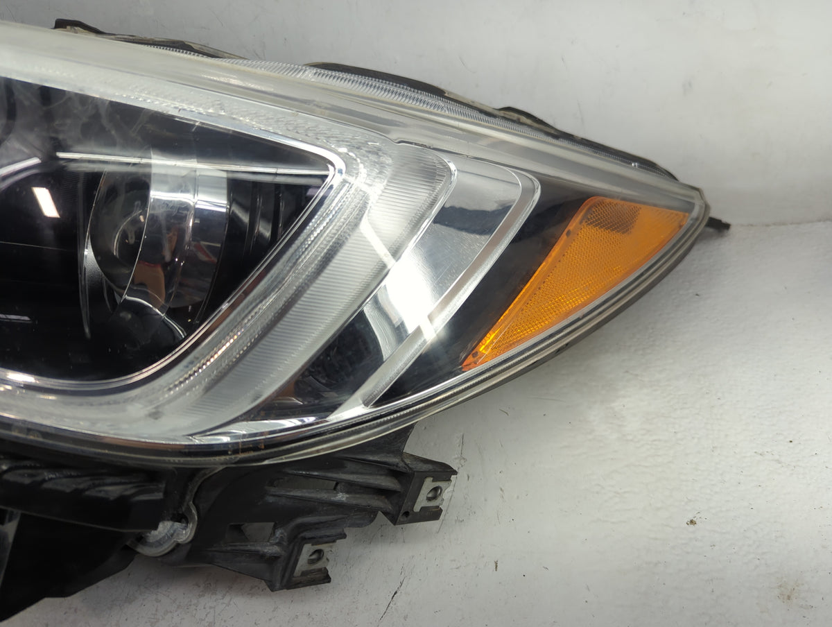 Driver Left Oem Head Light Headlight Lamp 1408168 - Oemusedautoparts1.com