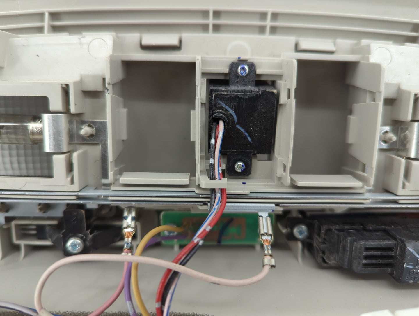 2017 Subaru Legacy Overhead Roof Console - Oemusedautoparts1.com