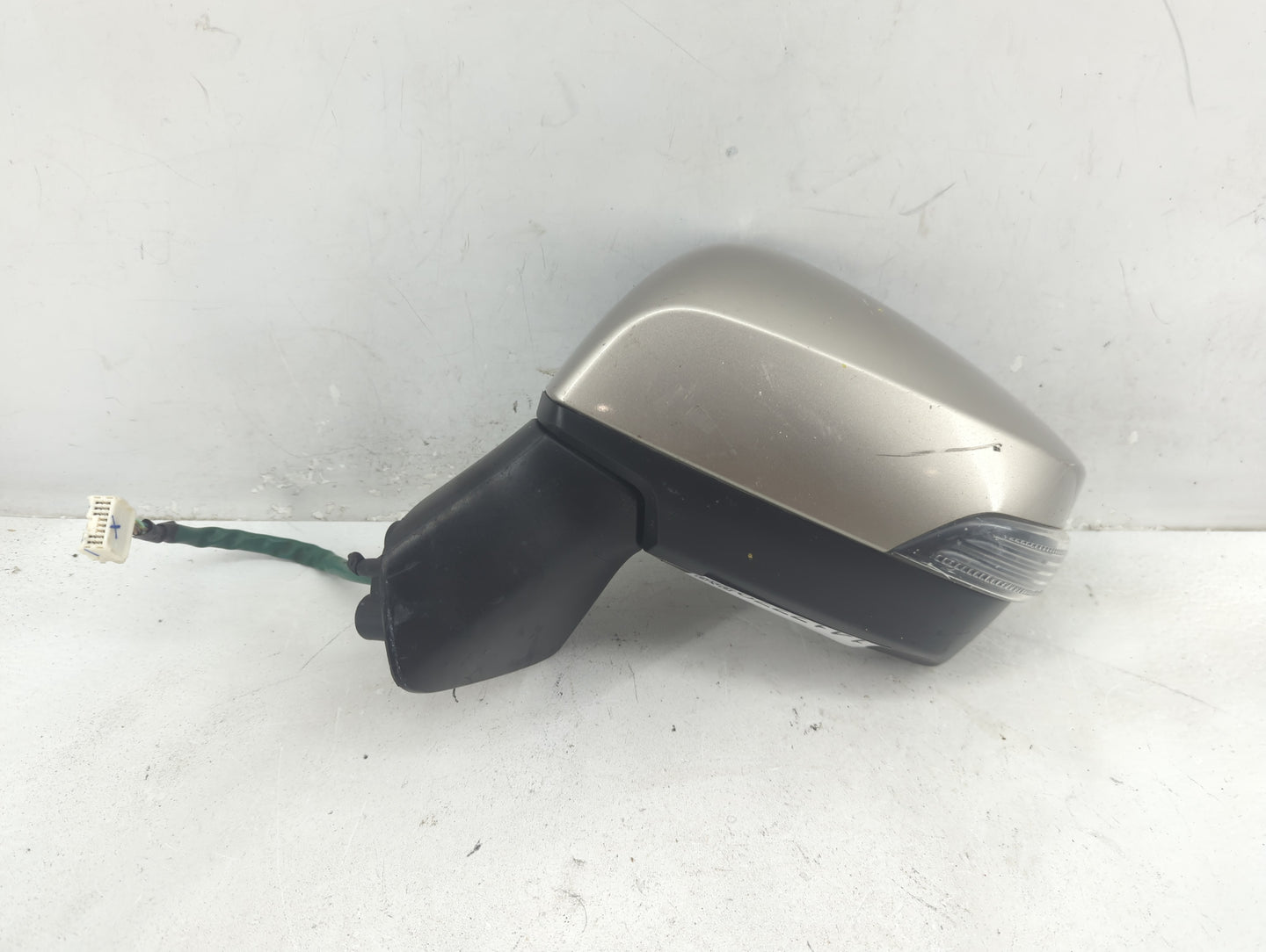 2015-2017 Subaru Legacy Driver Side View Mirror - Left Door Mirror OEM Used - Oemusedautoparts1.com