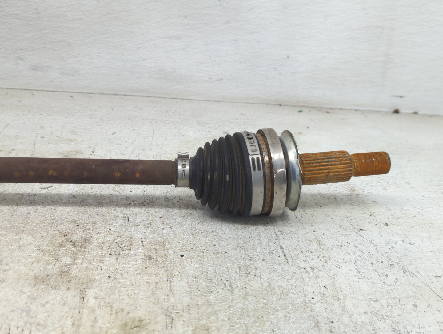 2015-2019 Subaru Legacy Axle Shaft Rear Passenger Cv C/v - Oemusedautoparts1.com