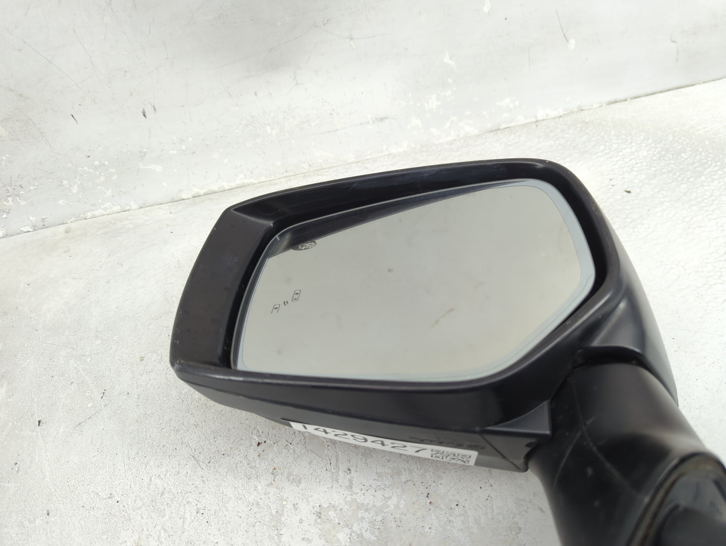 2015-2017 Subaru Legacy Driver Side View Mirror - Left Door Mirror OEM Used - Oemusedautoparts1.com