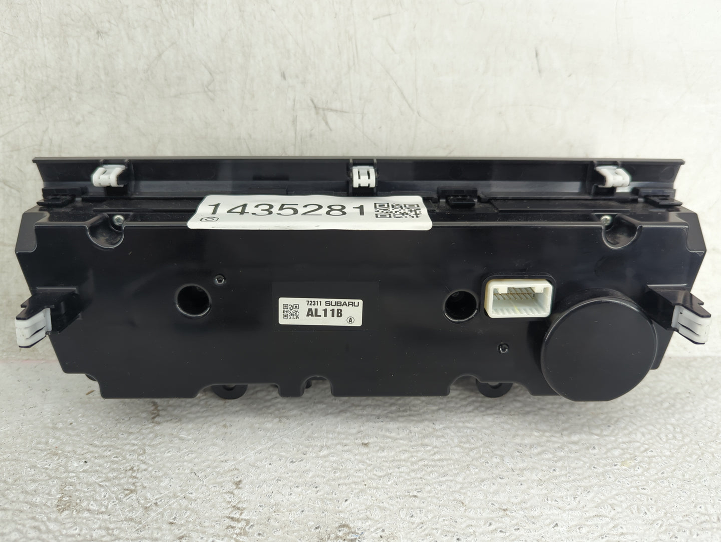 2015-2017 Subaru Legacy Climate Control Module Temperature AC/Heater Replacement P/N:72311AL11B Fits Fits 2015 2016 2017 OEM