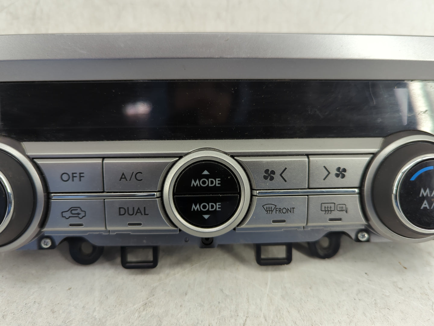 2015-2017 Subaru Legacy Climate Control Module Temperature AC/Heater Replacement P/N:72311 Fits Fits 2015 2016 2017 OEM Used