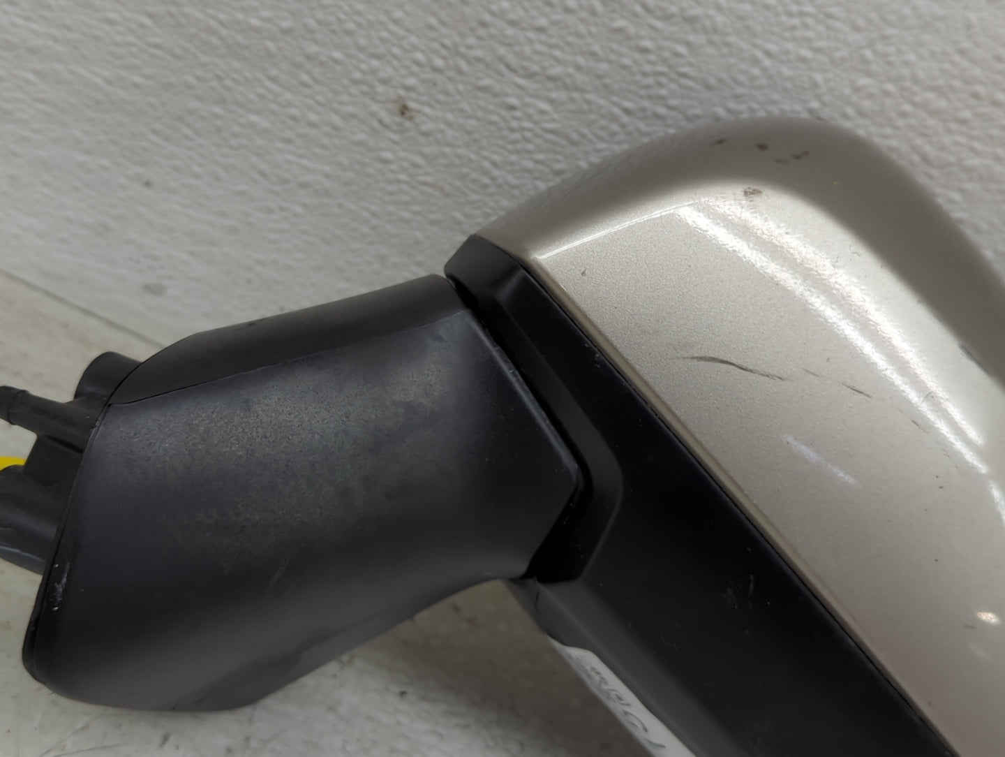 2015-2017 Subaru Legacy Driver Side View Mirror - Left Door Mirror OEM Used - Oemusedautoparts1.com