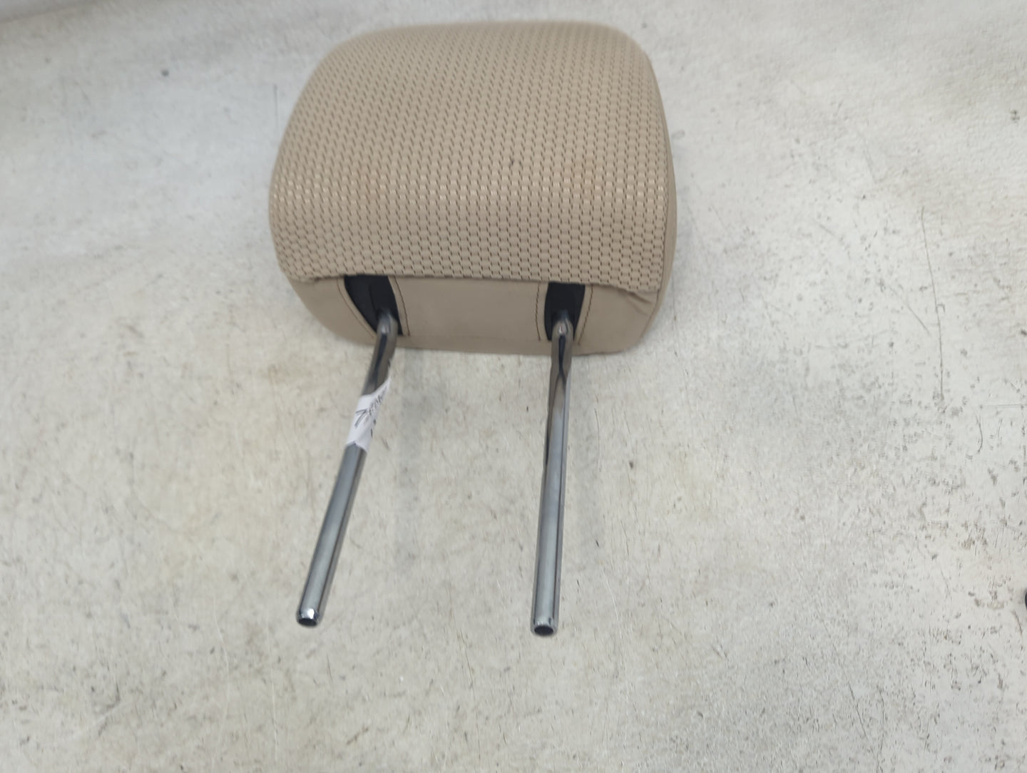 2017 Subaru Legacy Headrest Head Rest Front Driver Seat Light Beige - Oemusedautoparts1.com