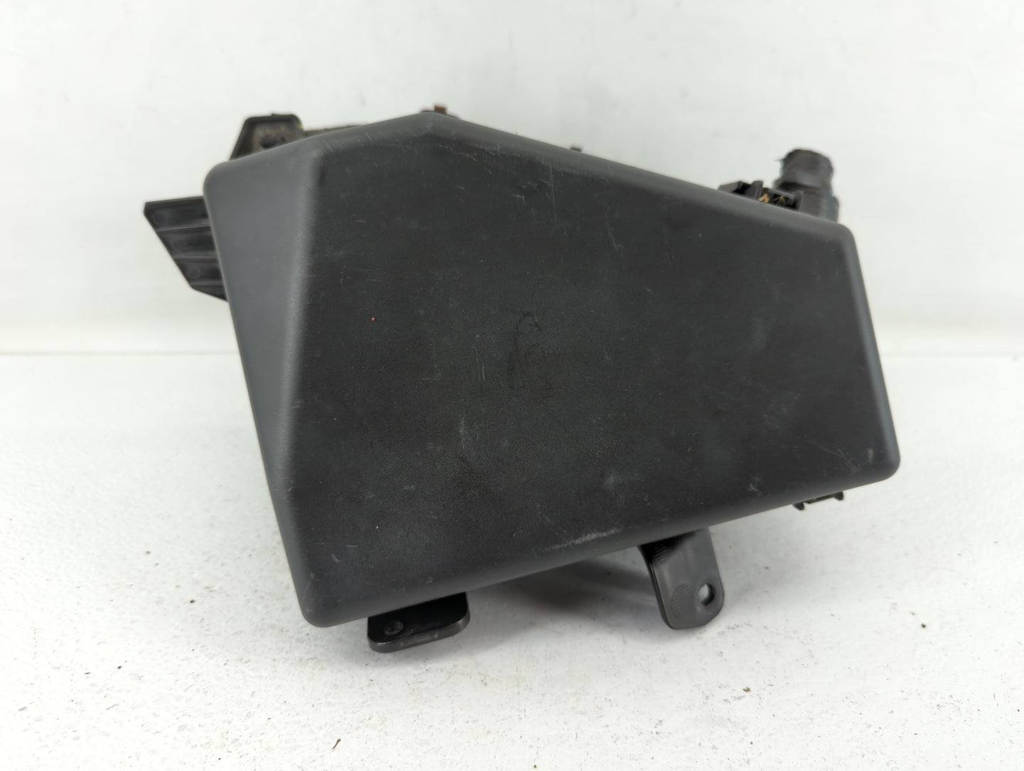 2015 Subaru Legacy Fusebox Fuse Box Panel Relay Module P/N:MB504300B Fits OEM Used Auto Parts - Oemusedautoparts1.com