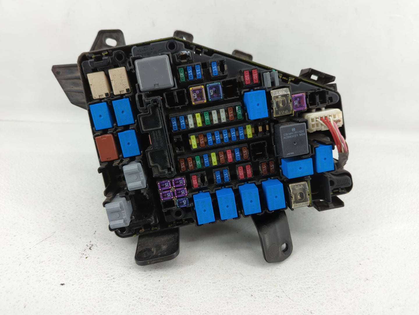 2015 Subaru Legacy Fusebox Fuse Box Panel Relay Module P/N:MB504300B MB503701B Fits OEM Used Auto Parts - Oemusedautoparts1.