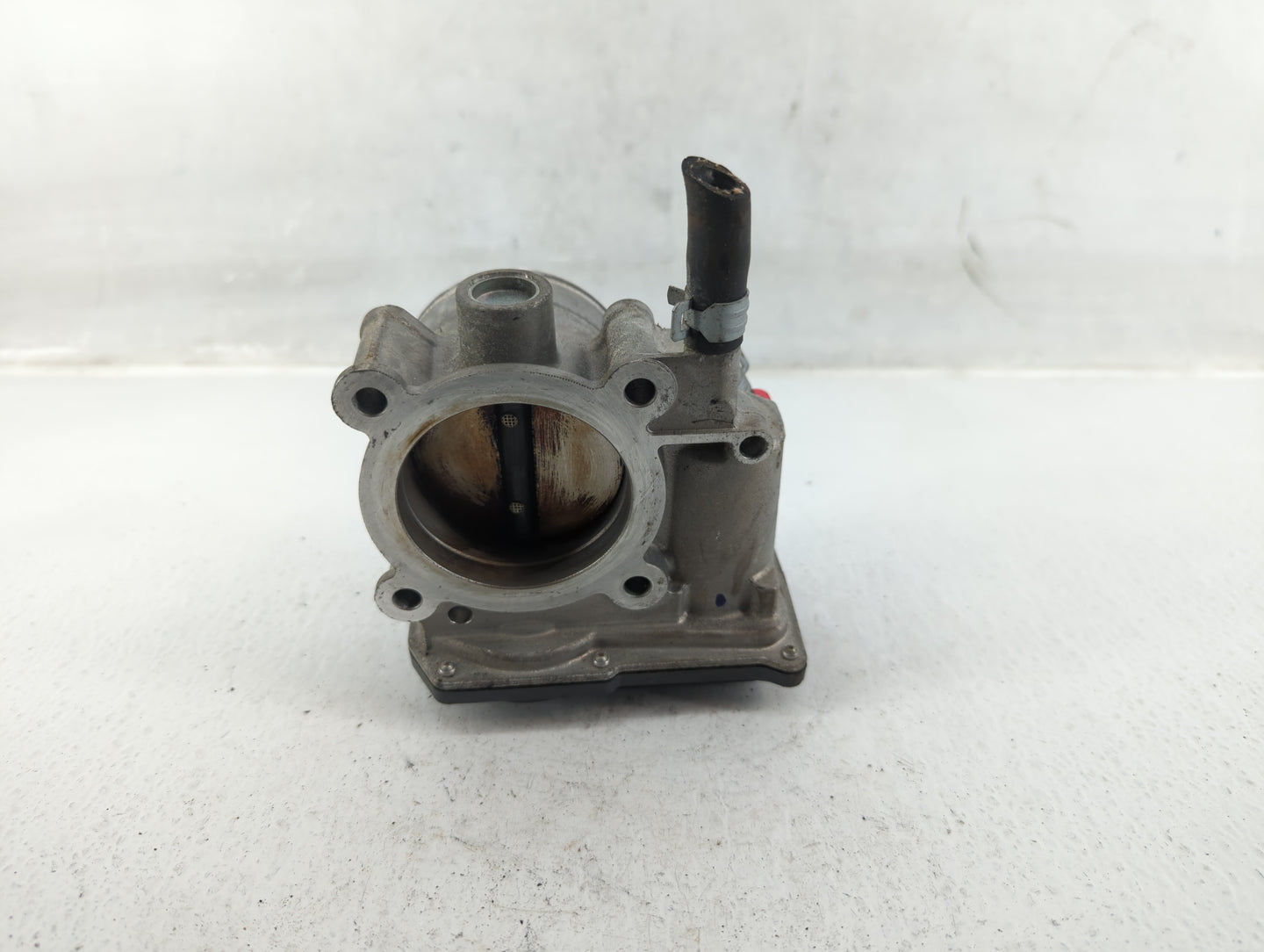 2013-2019 Subaru Legacy Throttle Body P/N:16112AA38A Fits Fits 2013 2014 2015 2016 2017 2018 2019 OEM Used Auto Parts - Oemu