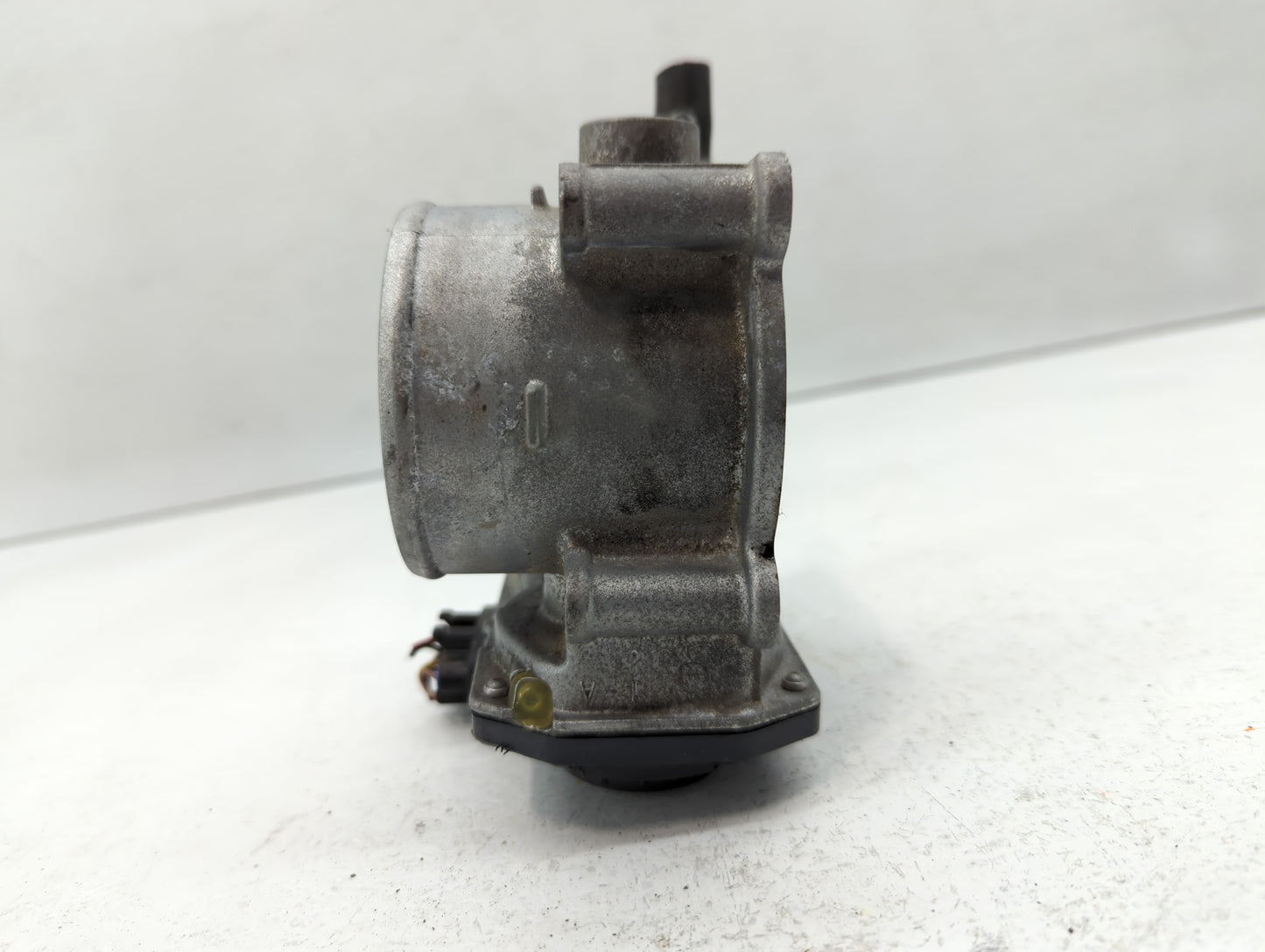 2010-2019 Subaru Legacy Throttle Body P/N:16112AA320 Fits Fits 2010 2011 2012 2013 2014 2015 2016 2017 2018 2019 OEM Used Au