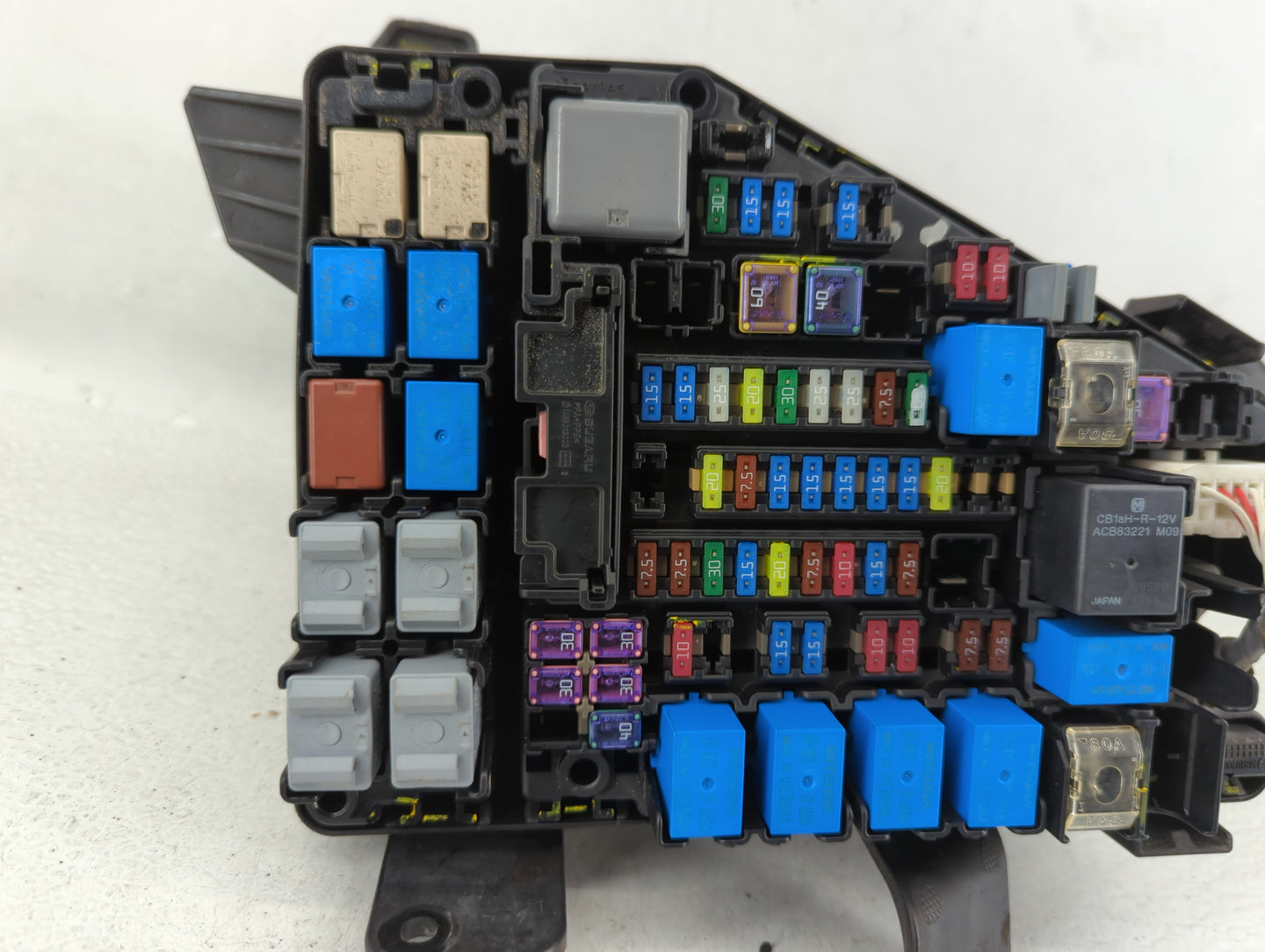 2015 Subaru Legacy Fusebox Fuse Box Panel Relay Module P/N:MB504300B Fits OEM Used Auto Parts - Oemusedautoparts1.com