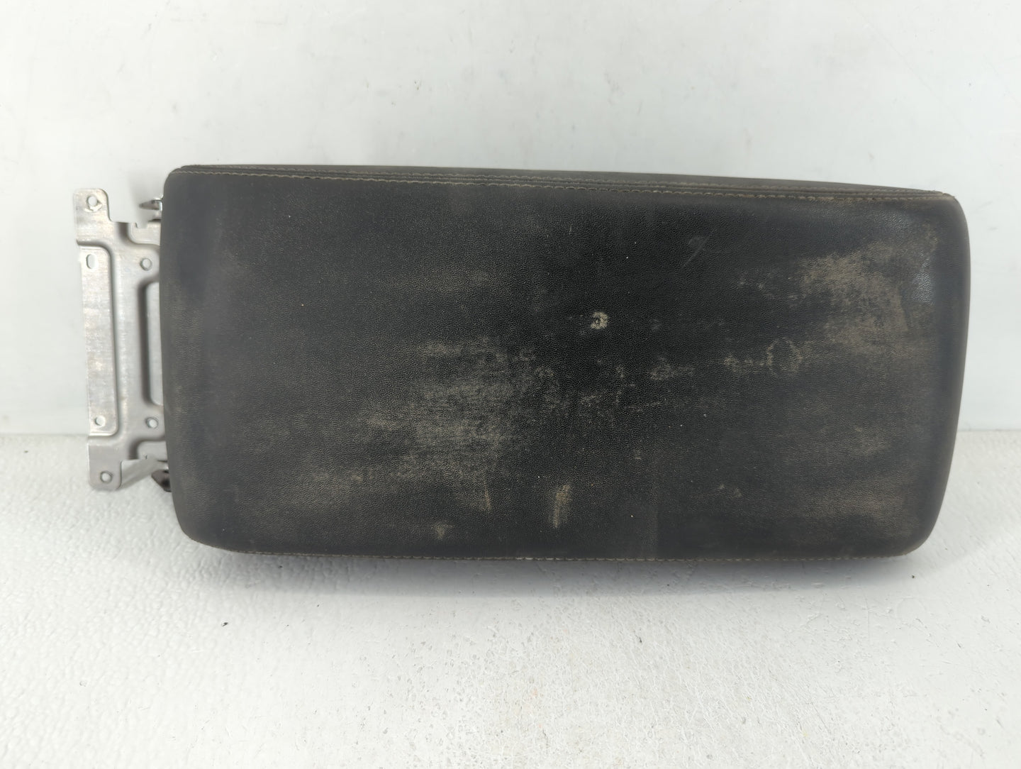 2015-2017 Subaru Legacy Center Console Armrest Cover Lid Black - Oemusedautoparts1.com