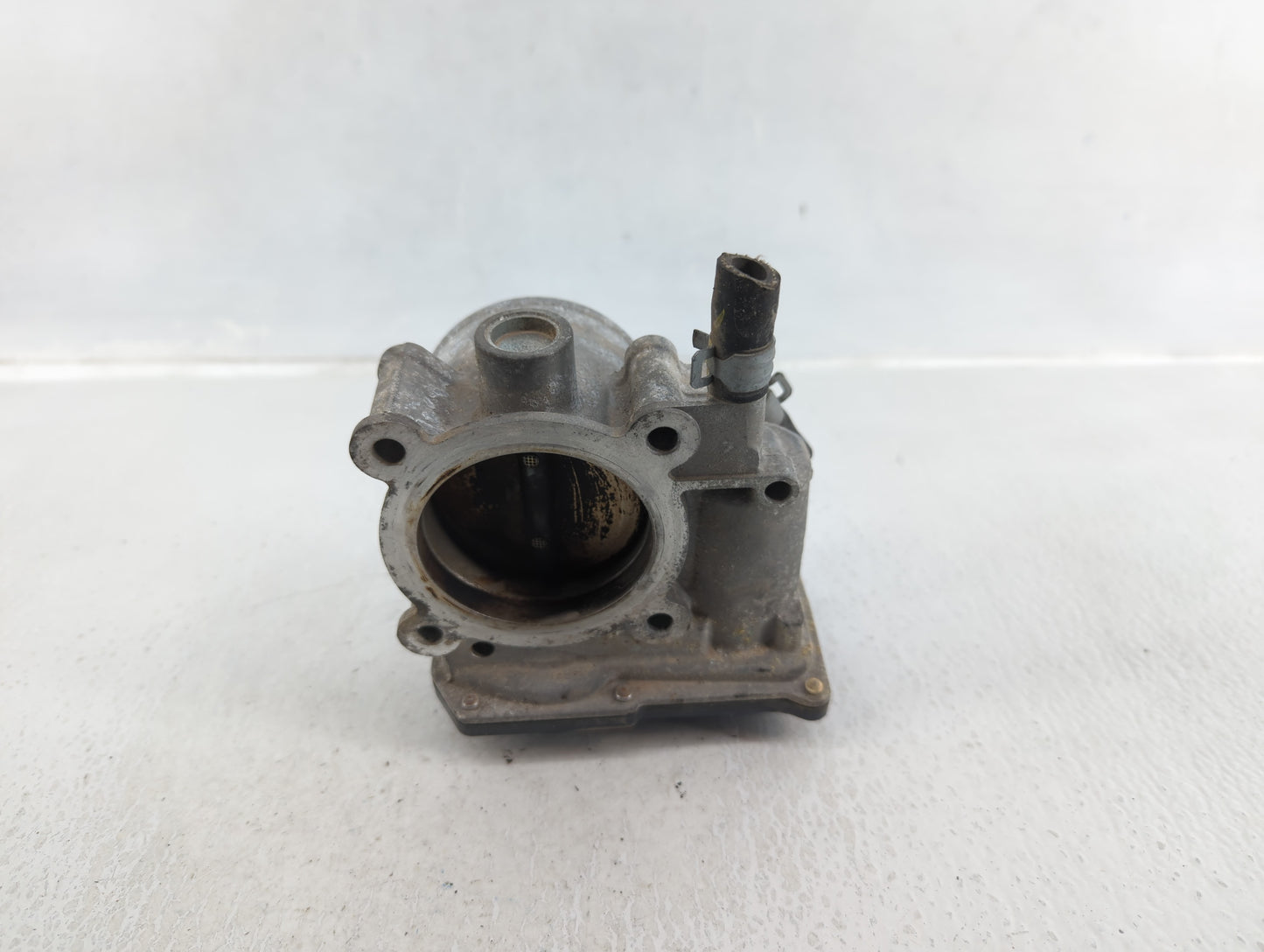 2013-2019 Subaru Legacy Throttle Body P/N:16112AA38A Fits Fits 2013 2014 2015 2016 2017 2018 2019 OEM Used Auto Parts - Oemu