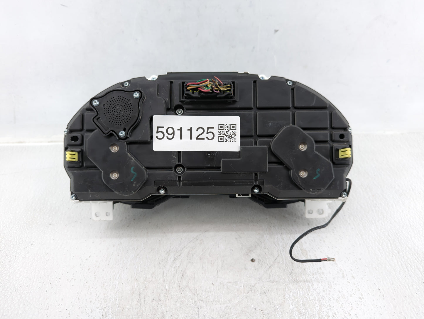 2017 Subaru Legacy Instrument Cluster Speedometer Gauges P/N:A2C39051600 Fits OEM Used Auto Parts - Oemusedautoparts1.com